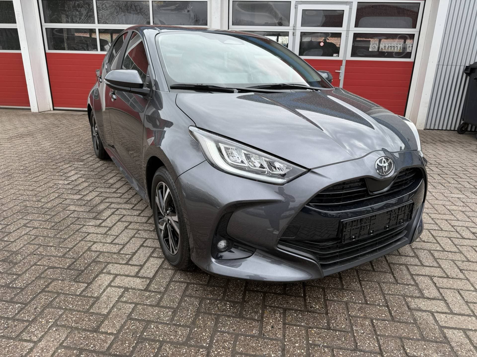 Toyota Yaris - Afbeelding 1