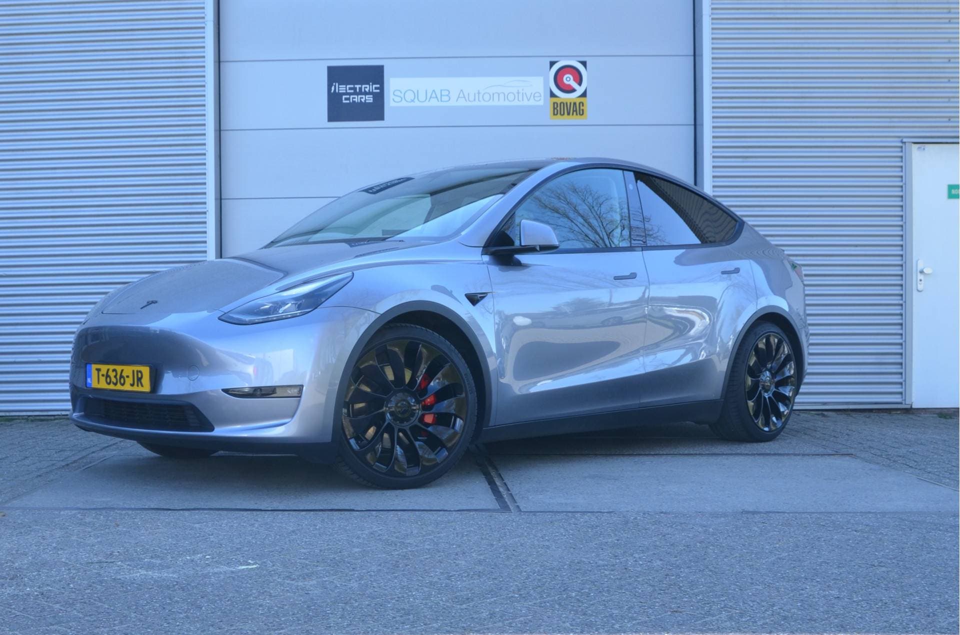 Tesla Model Y - Afbeelding 1