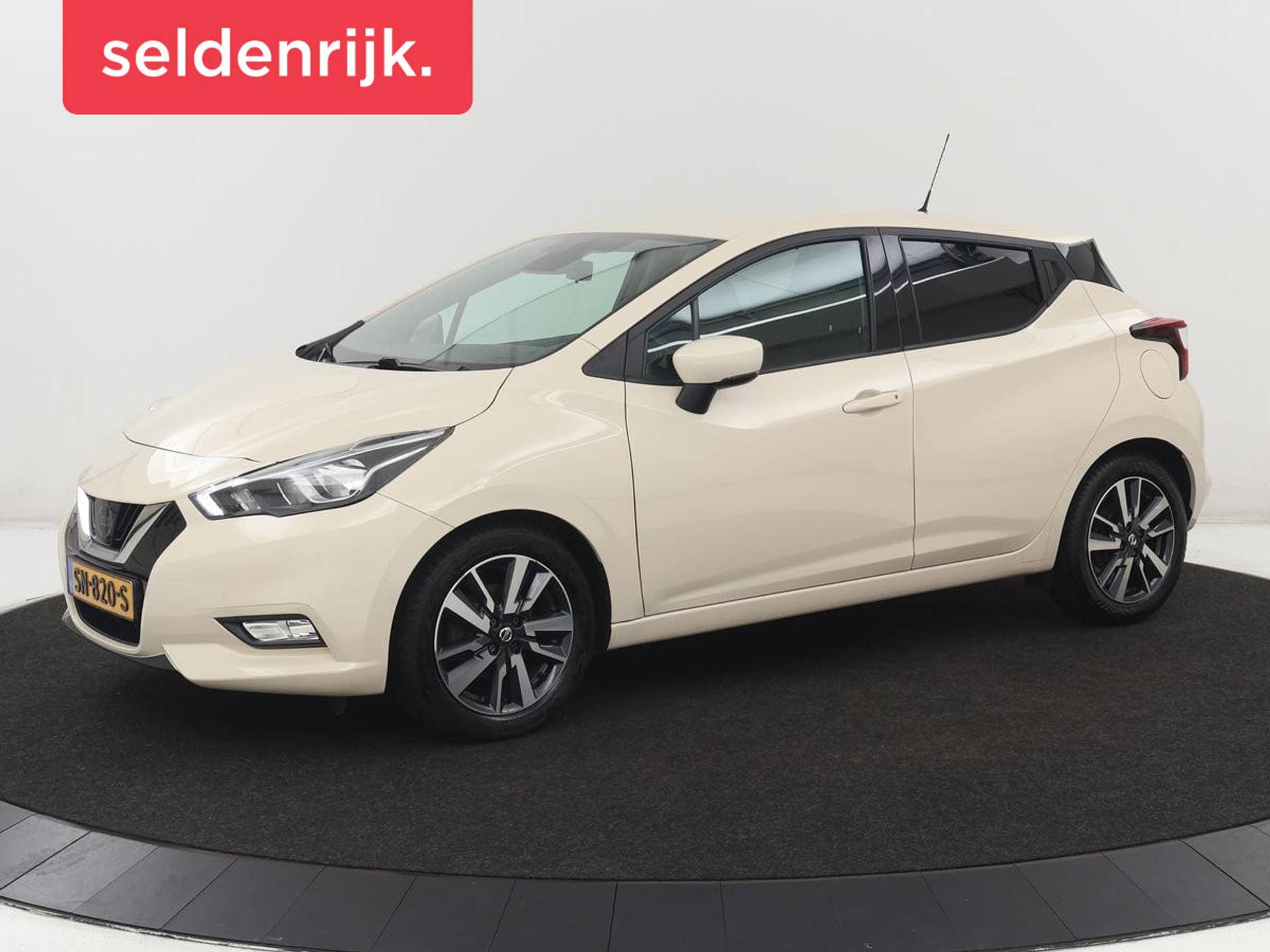 Nissan Micra - Afbeelding 1