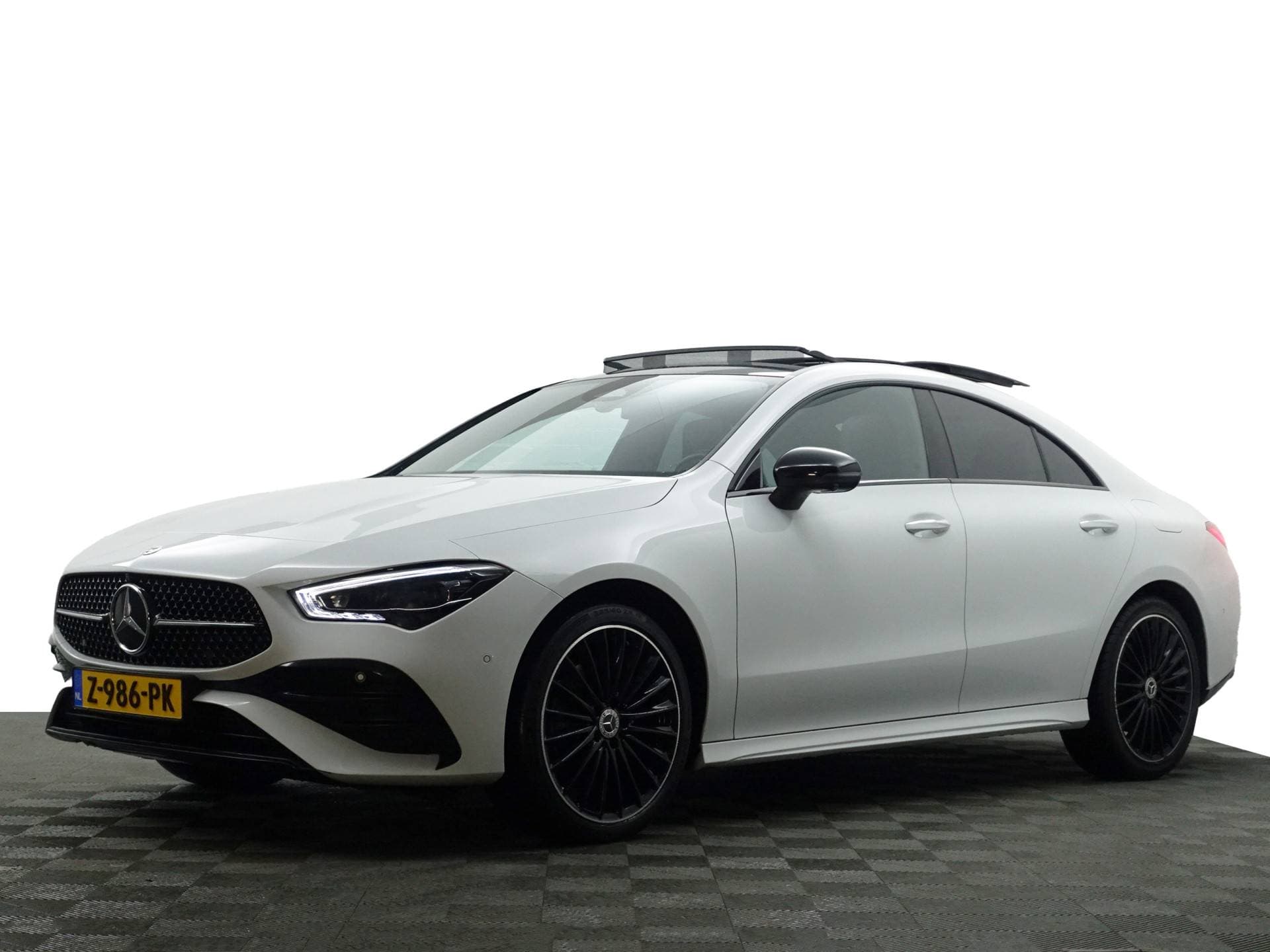 Mercedes-Benz CLA - Afbeelding 1