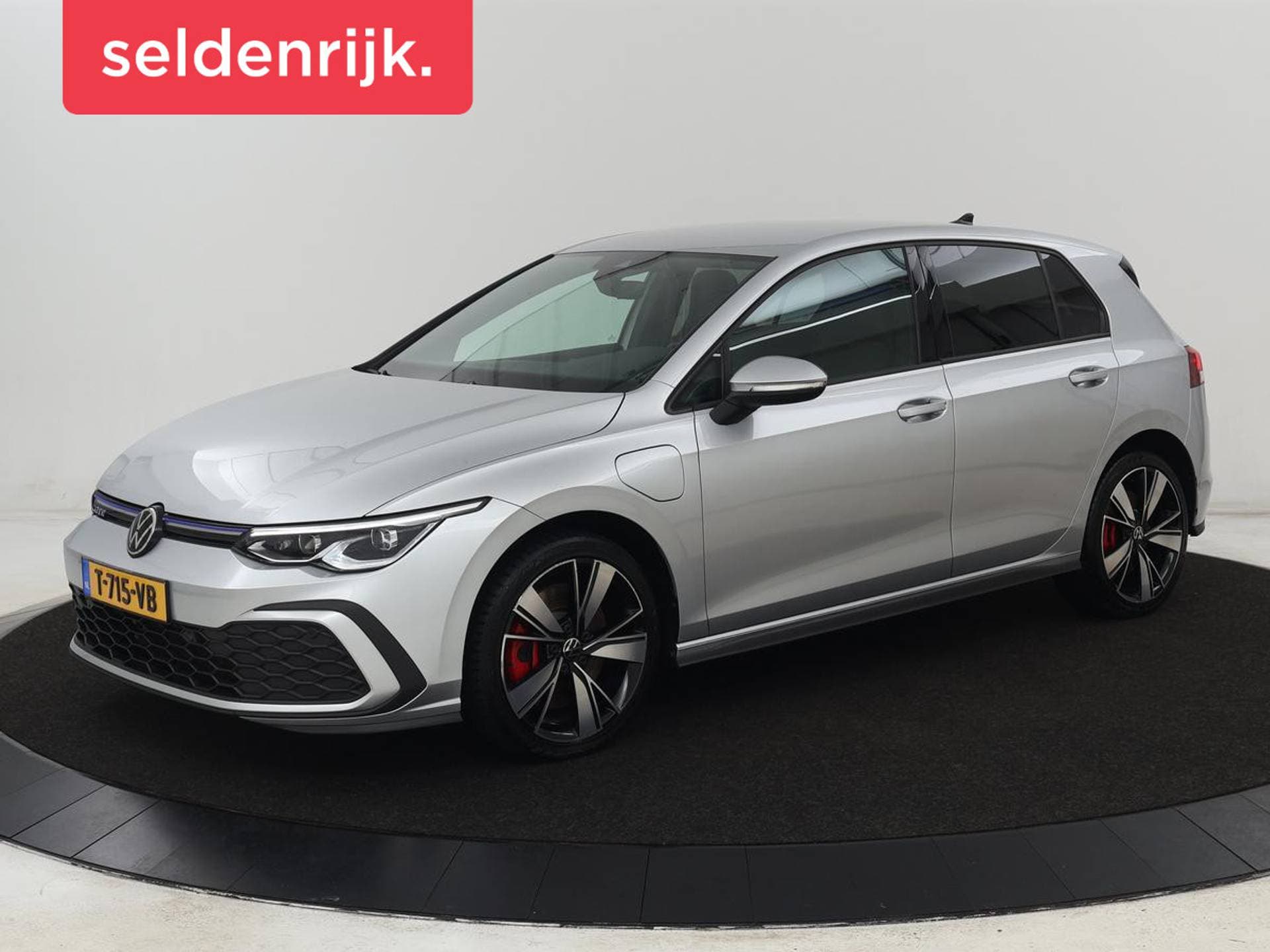 Volkswagen Golf - Afbeelding 1