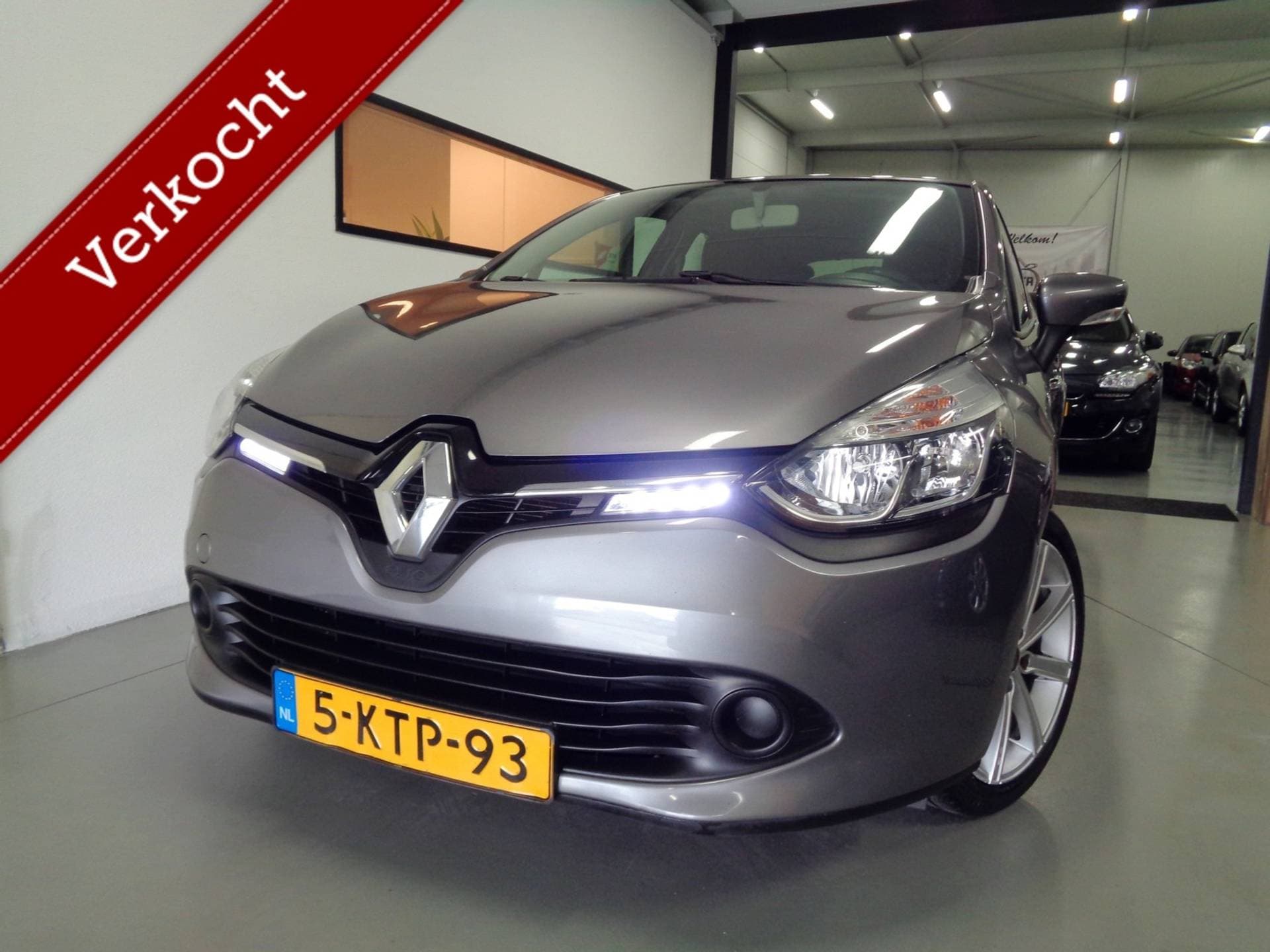Renault Clio - Afbeelding 1