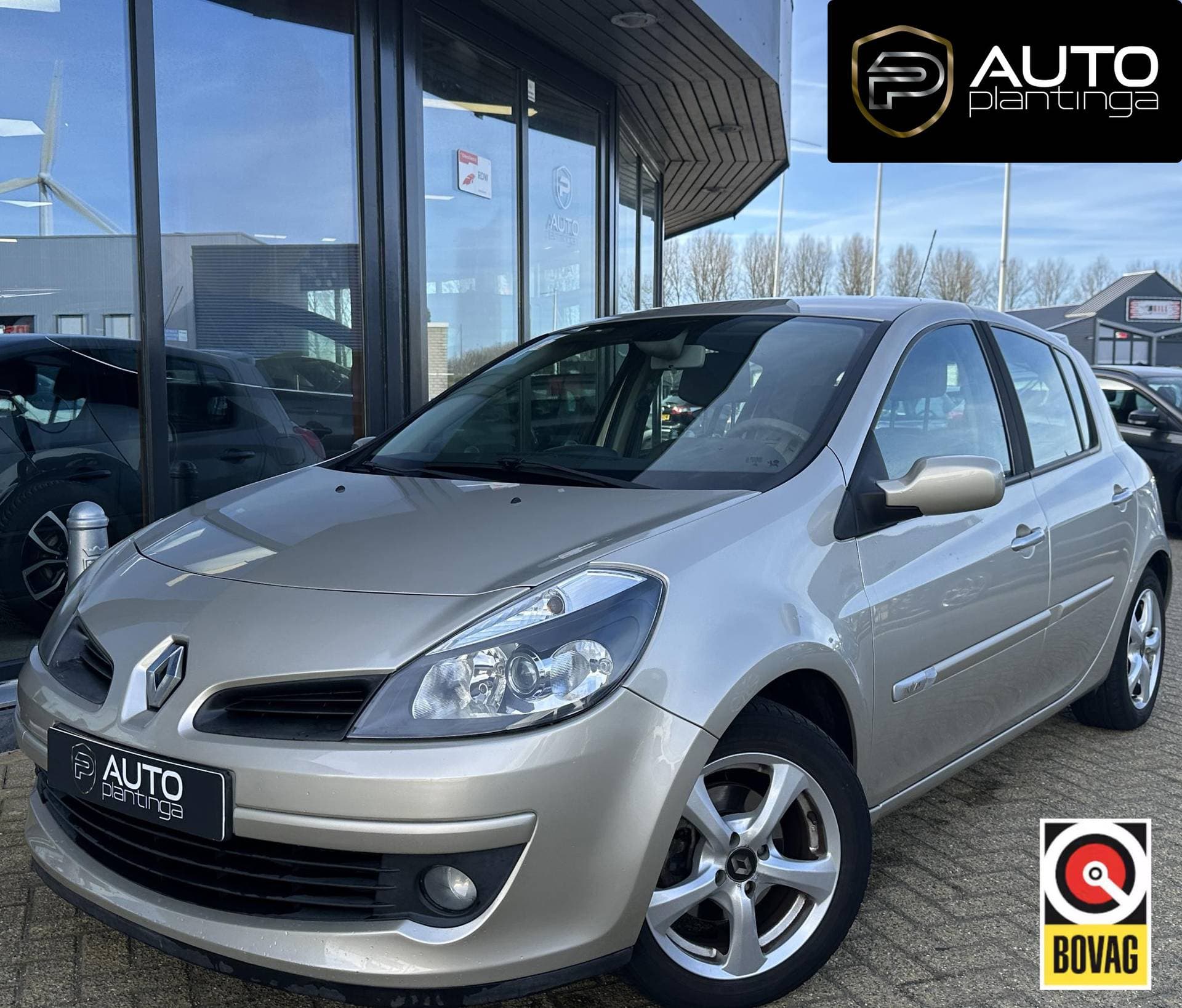 Renault Clio - Afbeelding 1