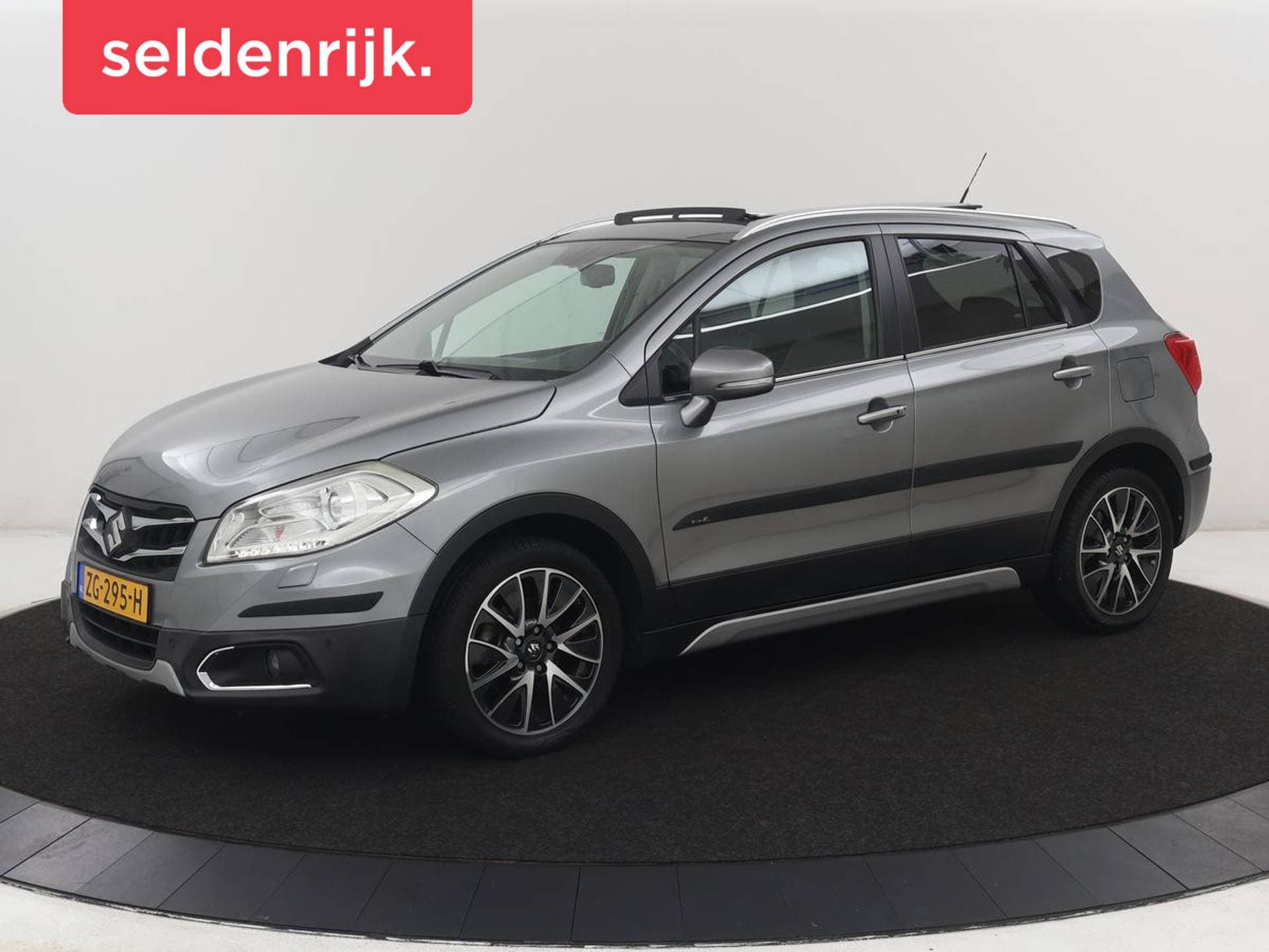 Suzuki S-Cross