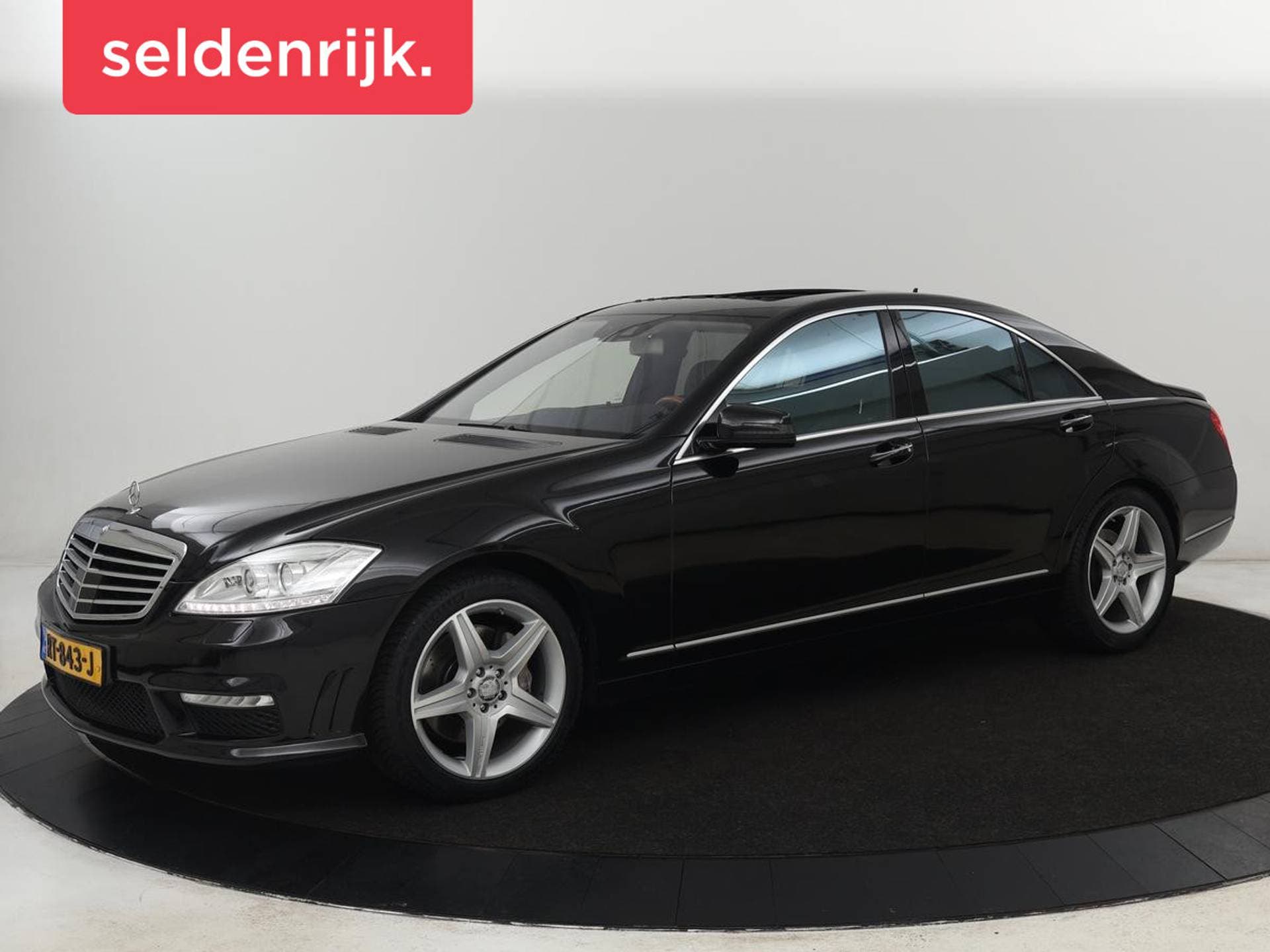 Mercedes-Benz S-Klasse - Afbeelding 1