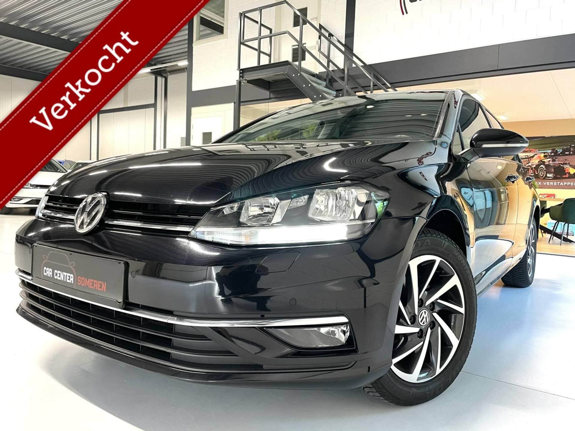 Volkswagen Golf - Afbeelding 1