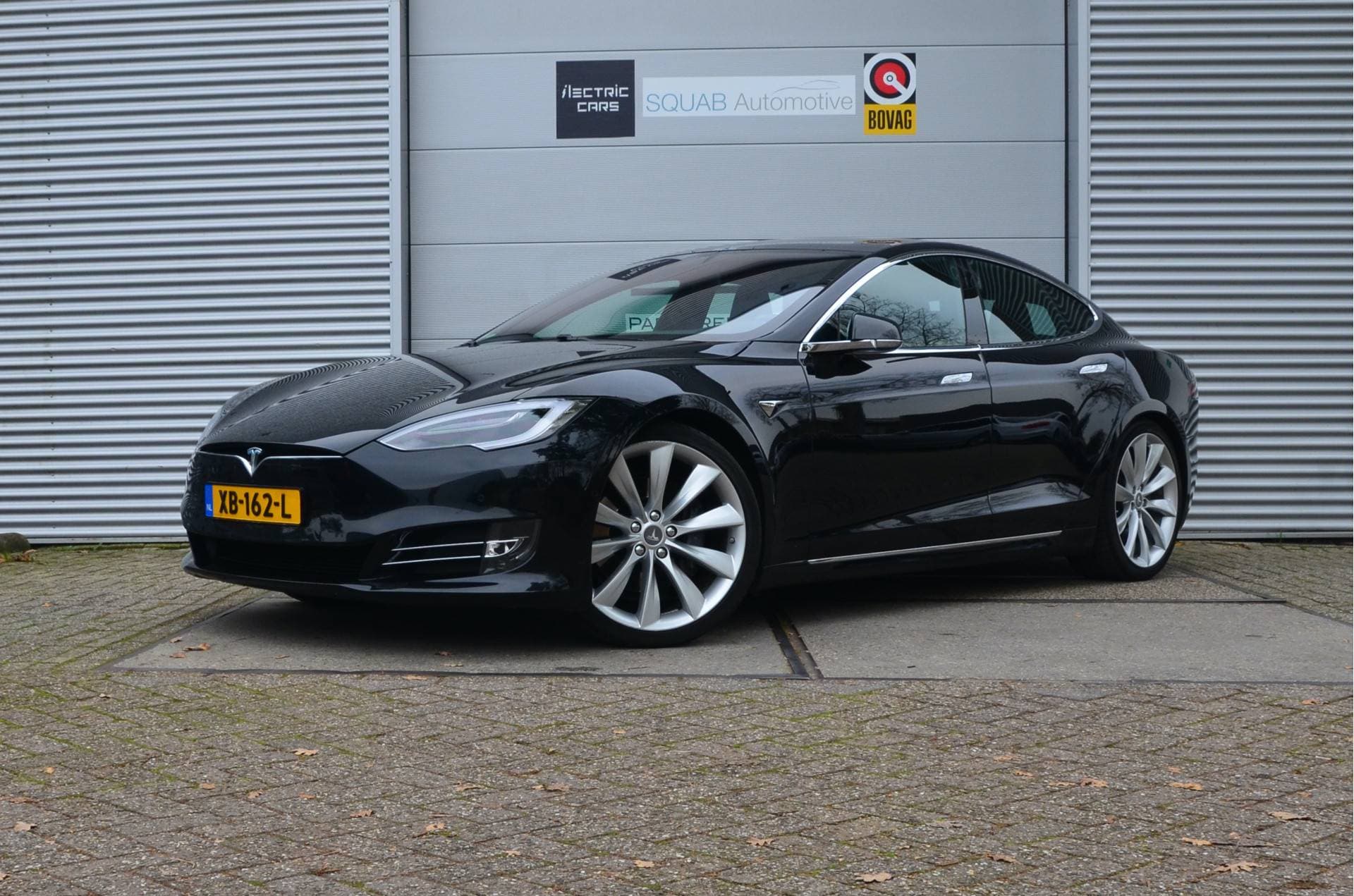 Tesla Model S - Afbeelding 1