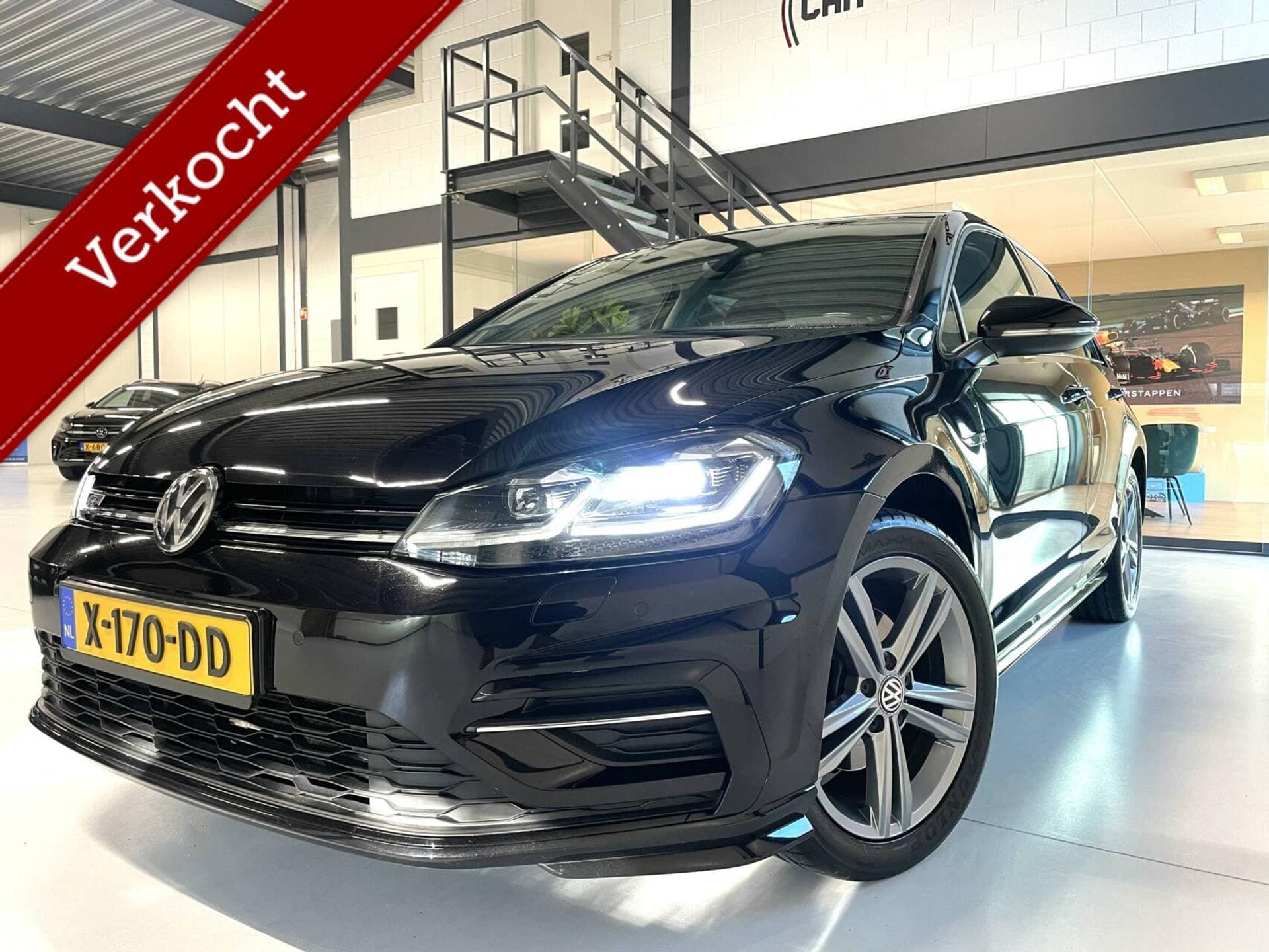Volkswagen Golf - Afbeelding 1