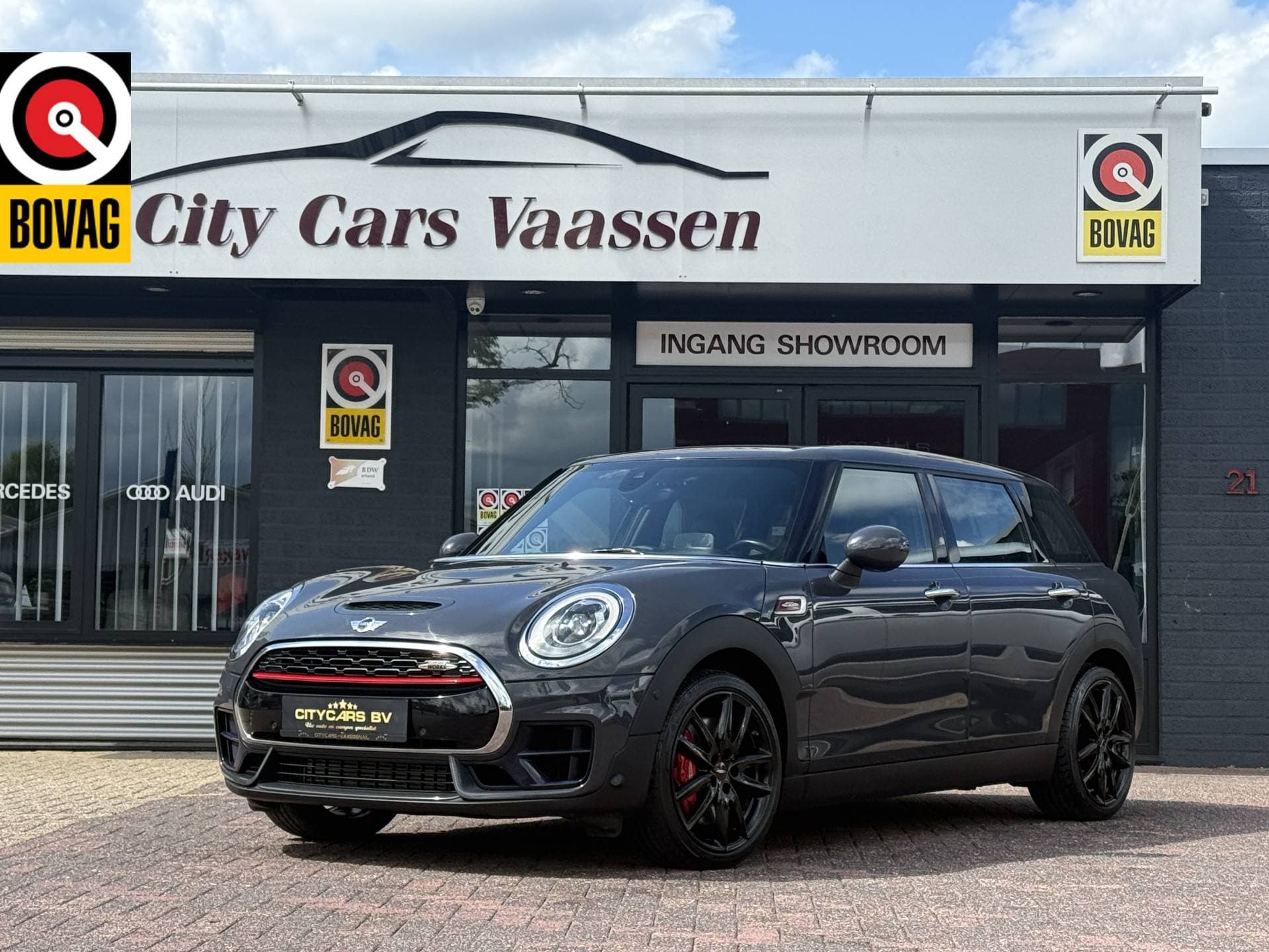 MINI Clubman