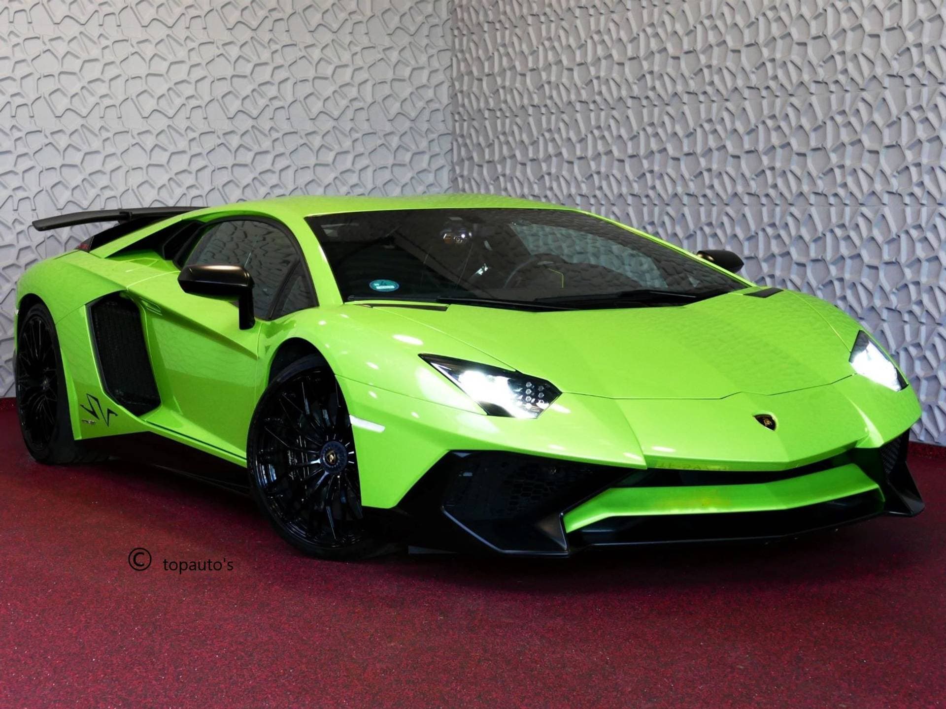 Lamborghini Aventador - Afbeelding 1