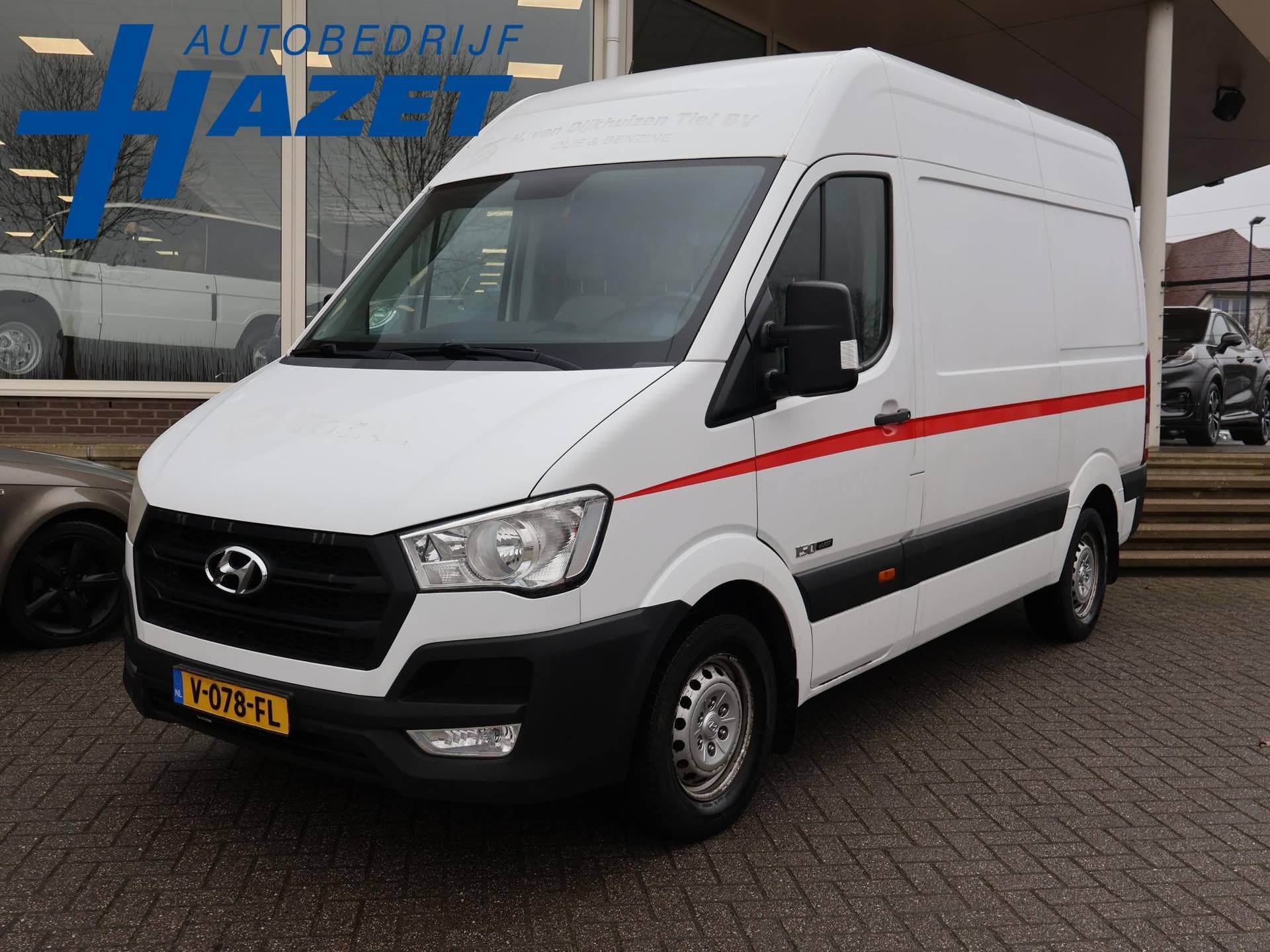 Hyundai H350 - Afbeelding 1