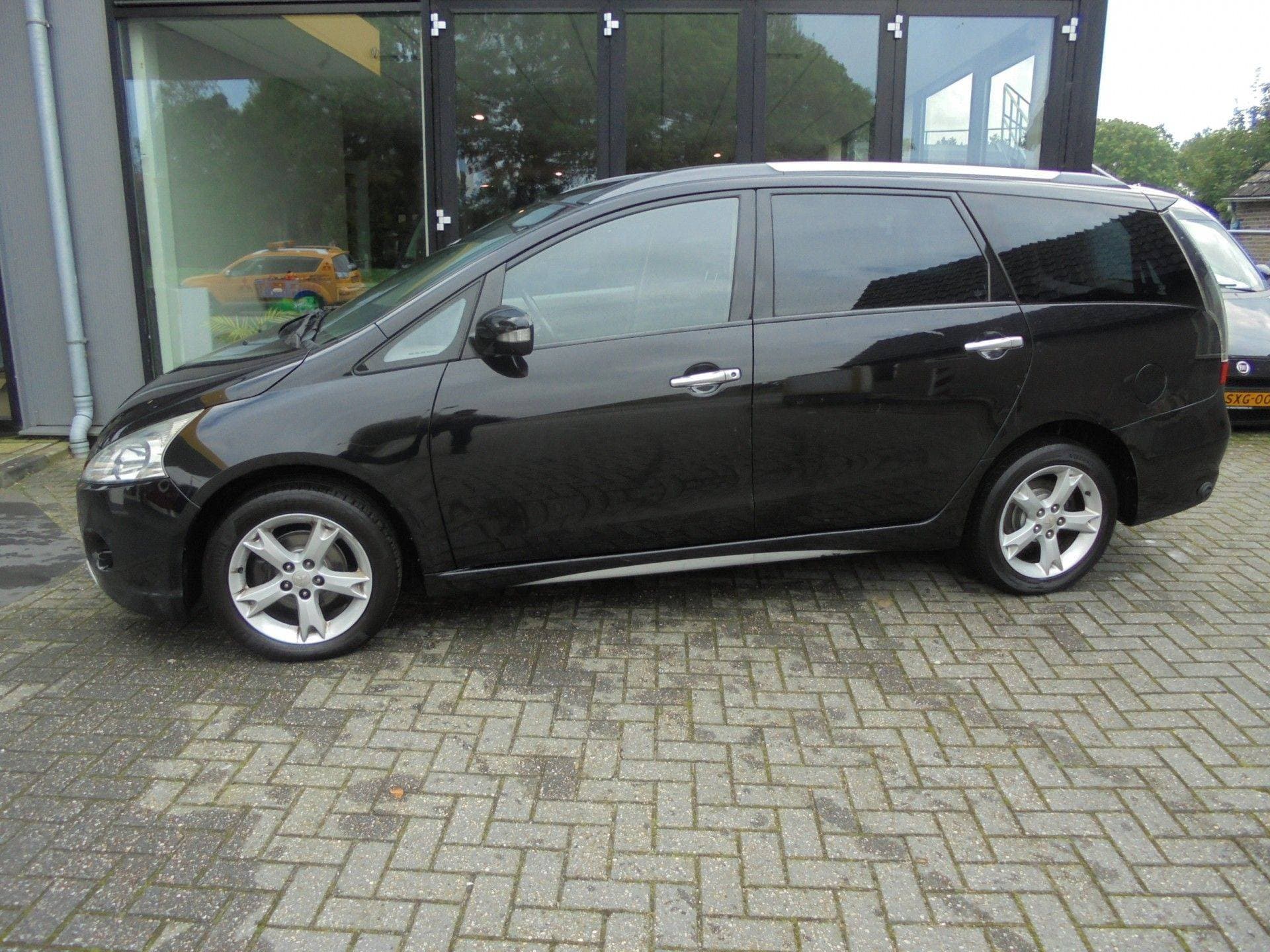 Mitsubishi Grandis - Afbeelding 1