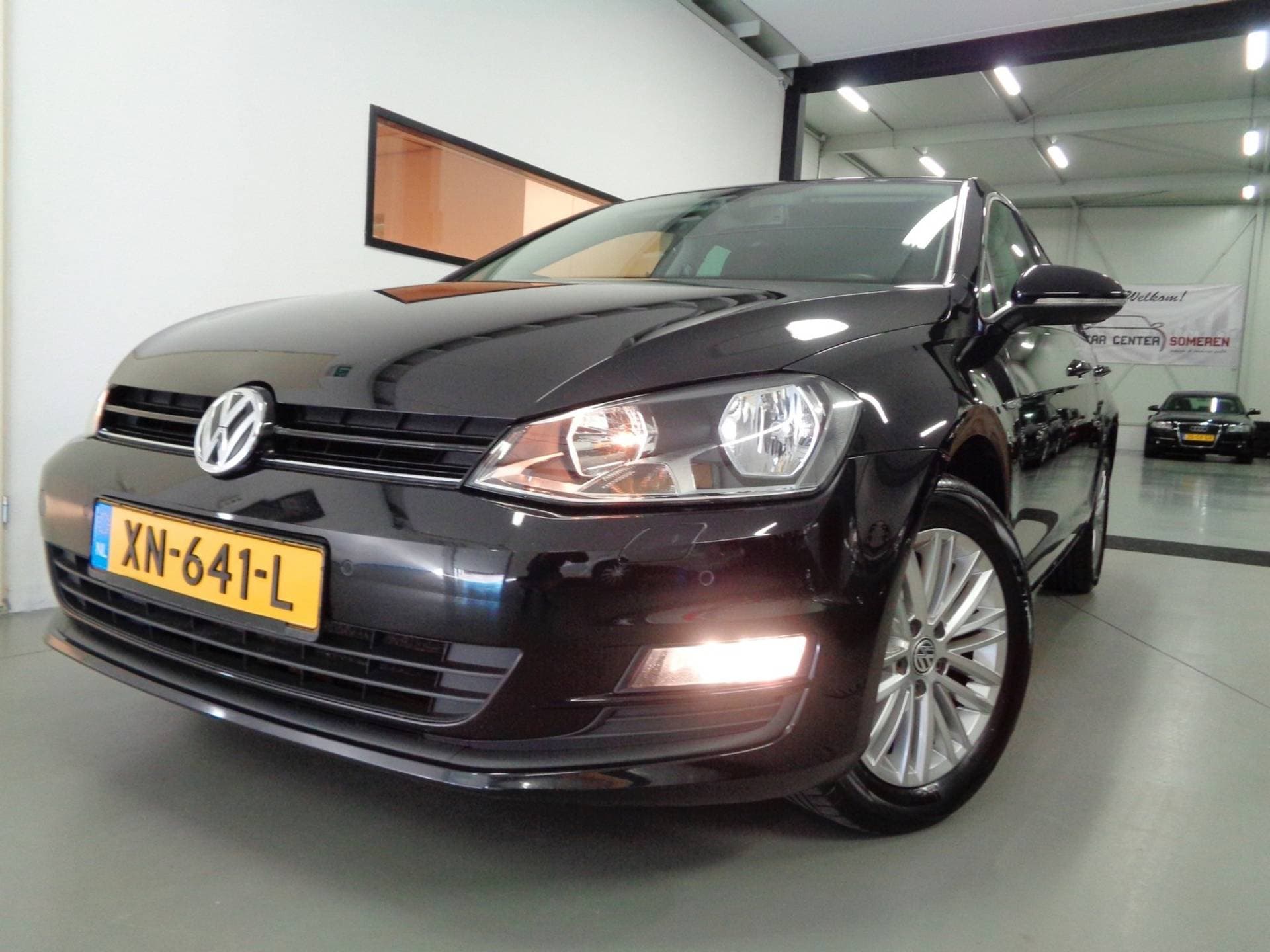 Volkswagen Golf - Afbeelding 1