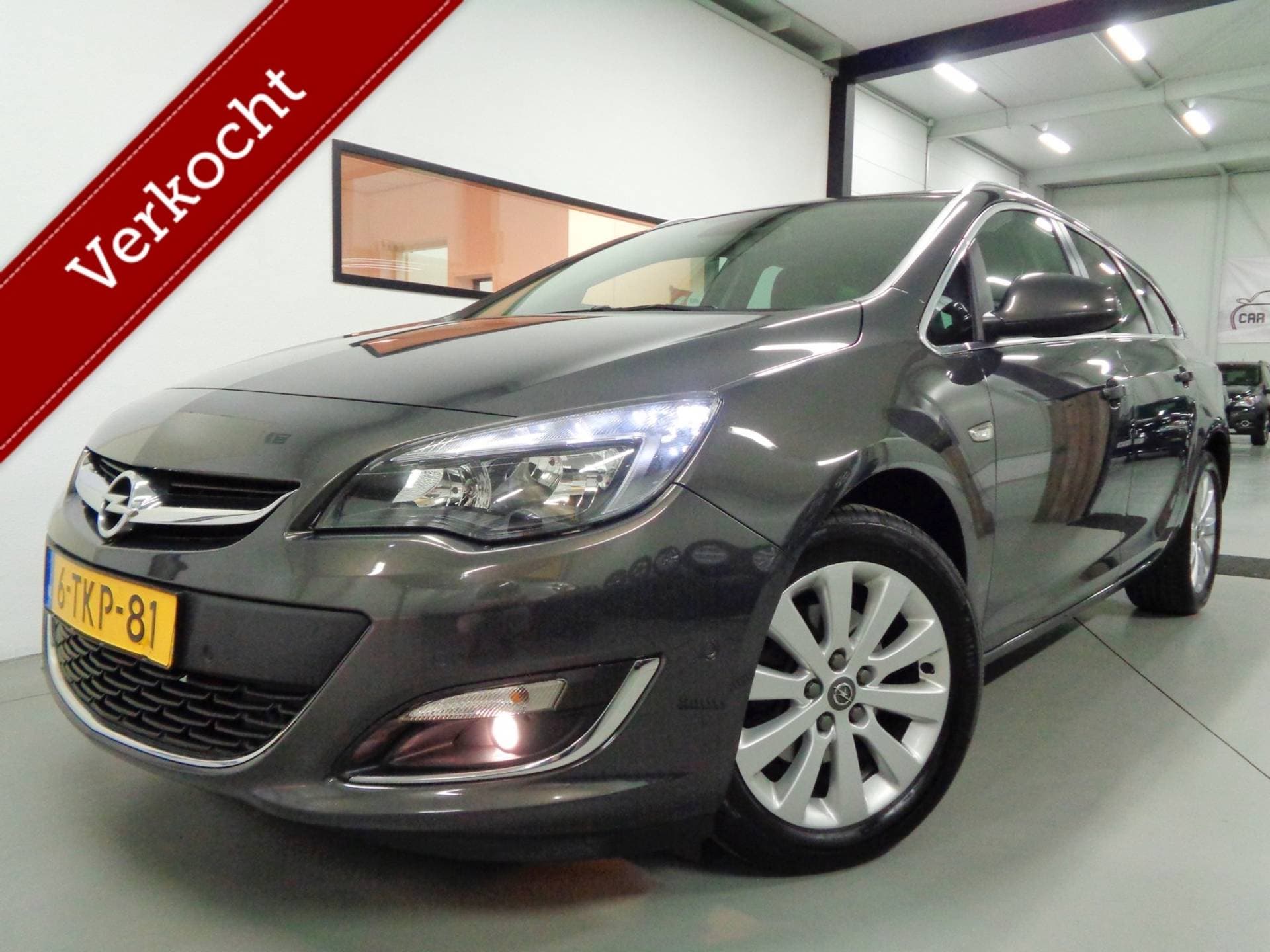 Opel Astra - Afbeelding 1