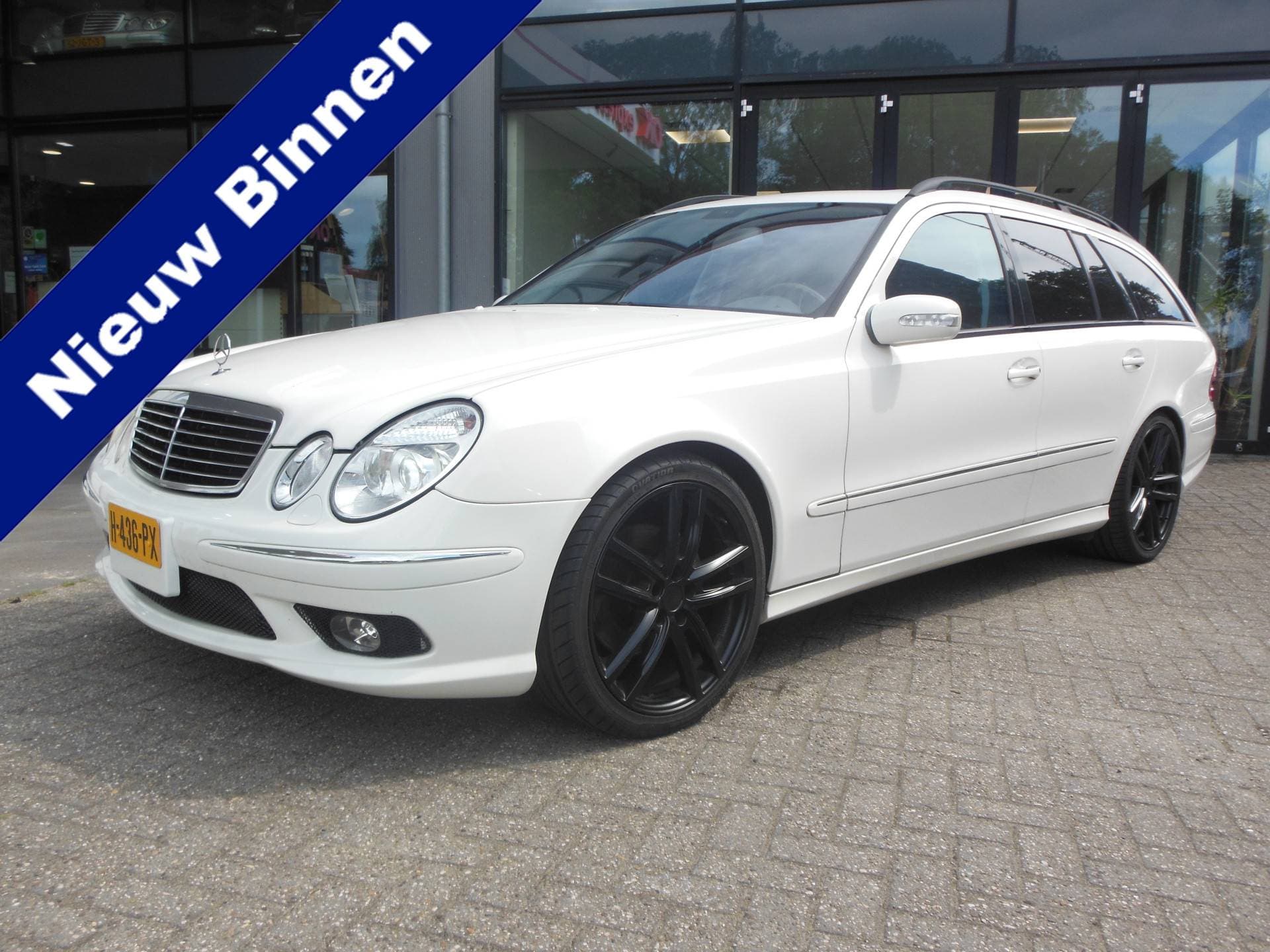 Mercedes-Benz E-Klasse - Afbeelding 1