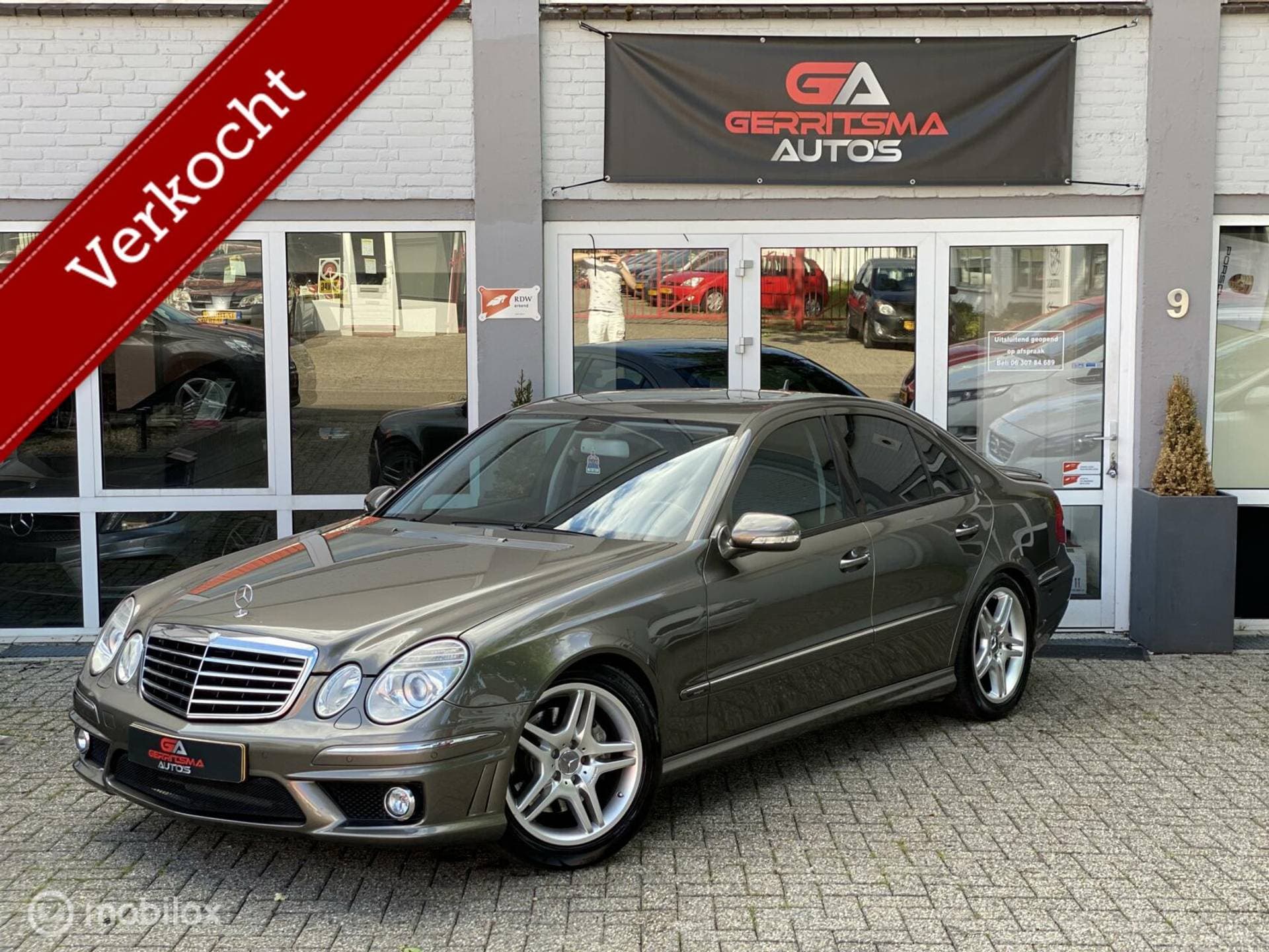 Mercedes-Benz E-Klasse - Afbeelding 1