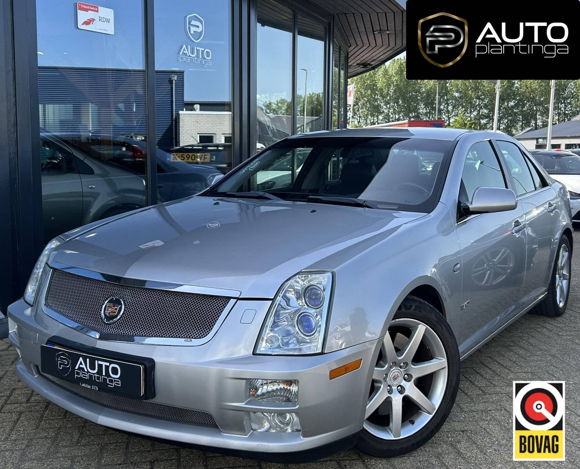 Cadillac STS - Afbeelding 1