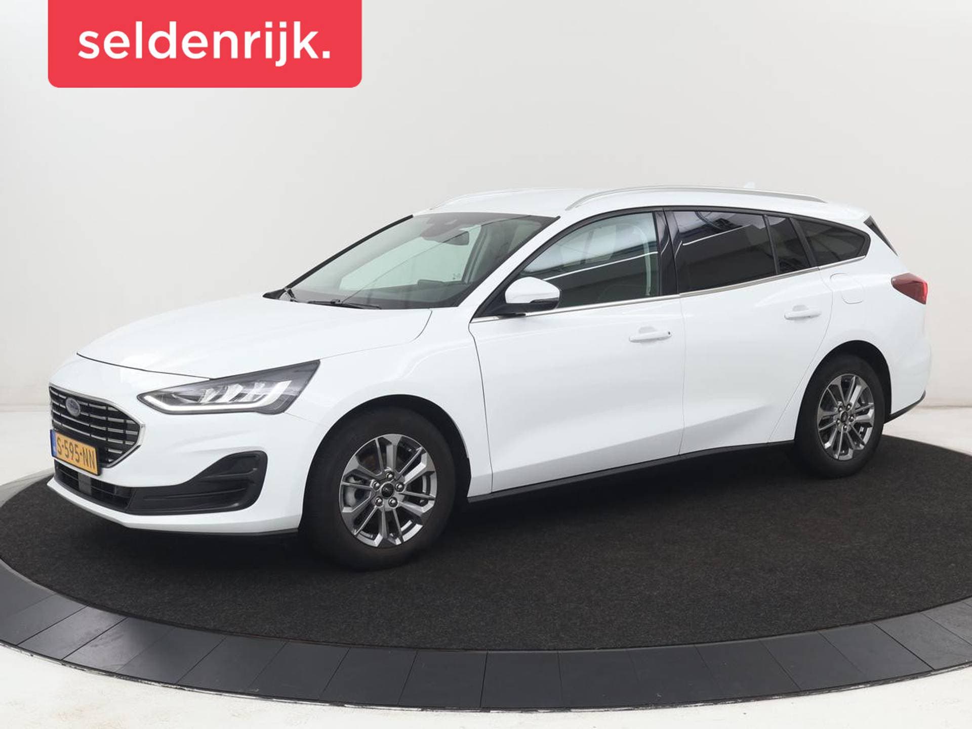 Ford Focus - Afbeelding 1