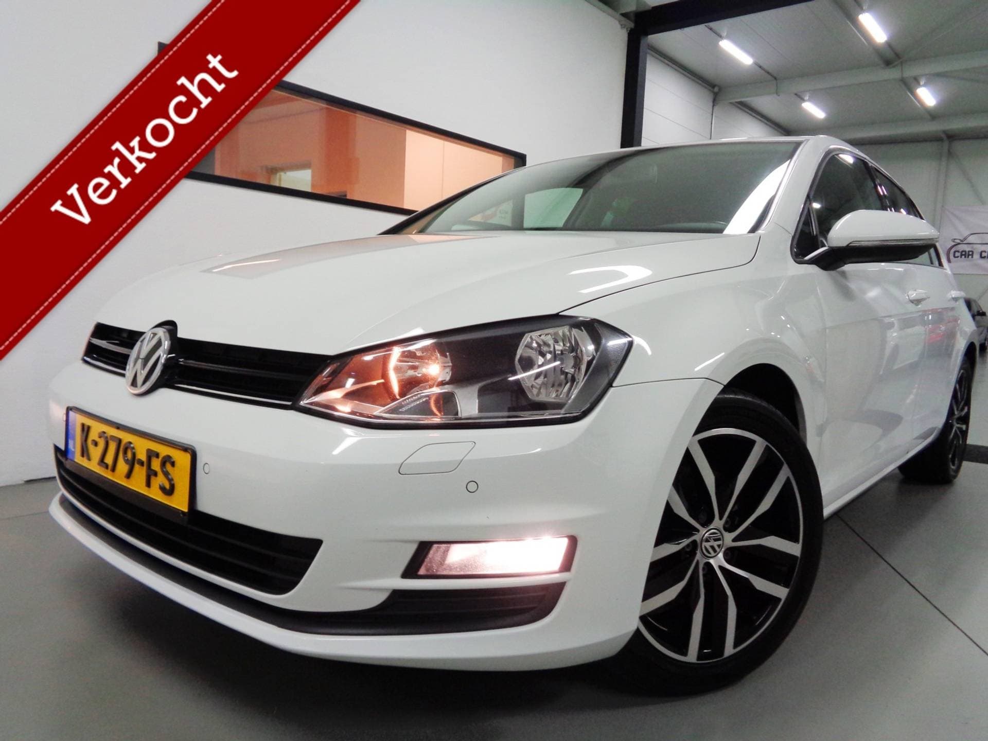 Volkswagen Golf - Afbeelding 1