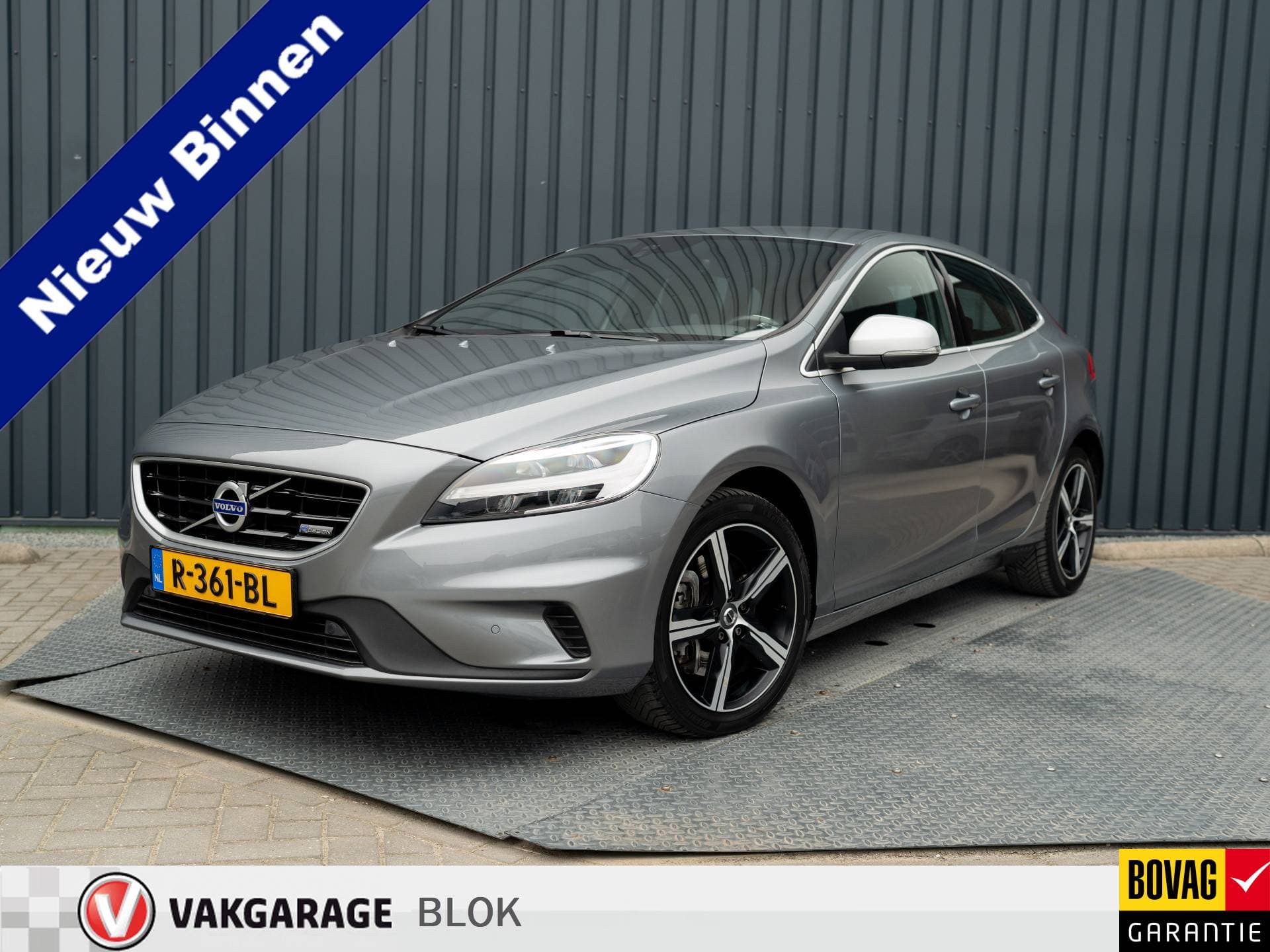 Volvo V40 - Afbeelding 1