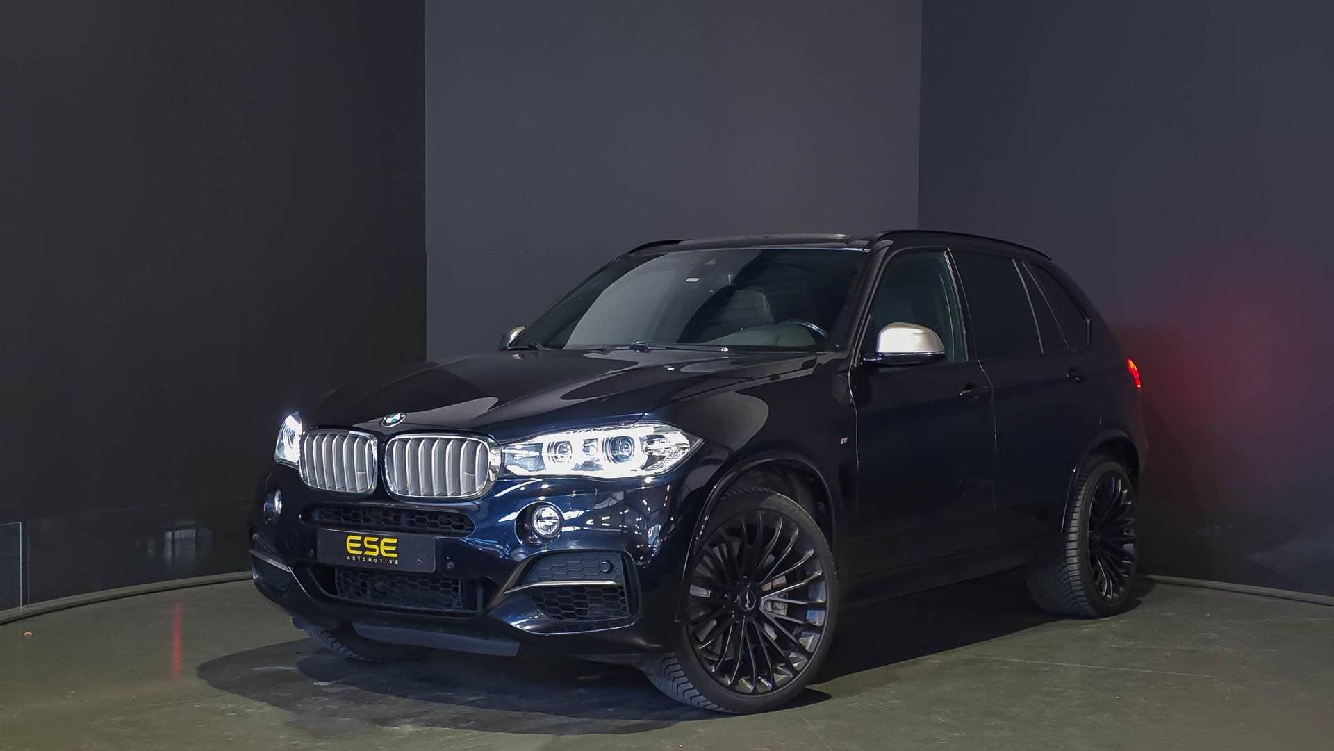 BMW X5 - Afbeelding 1