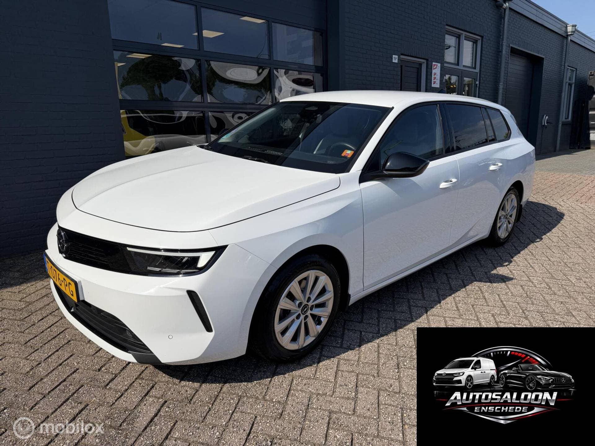 Opel Astra - Afbeelding 1