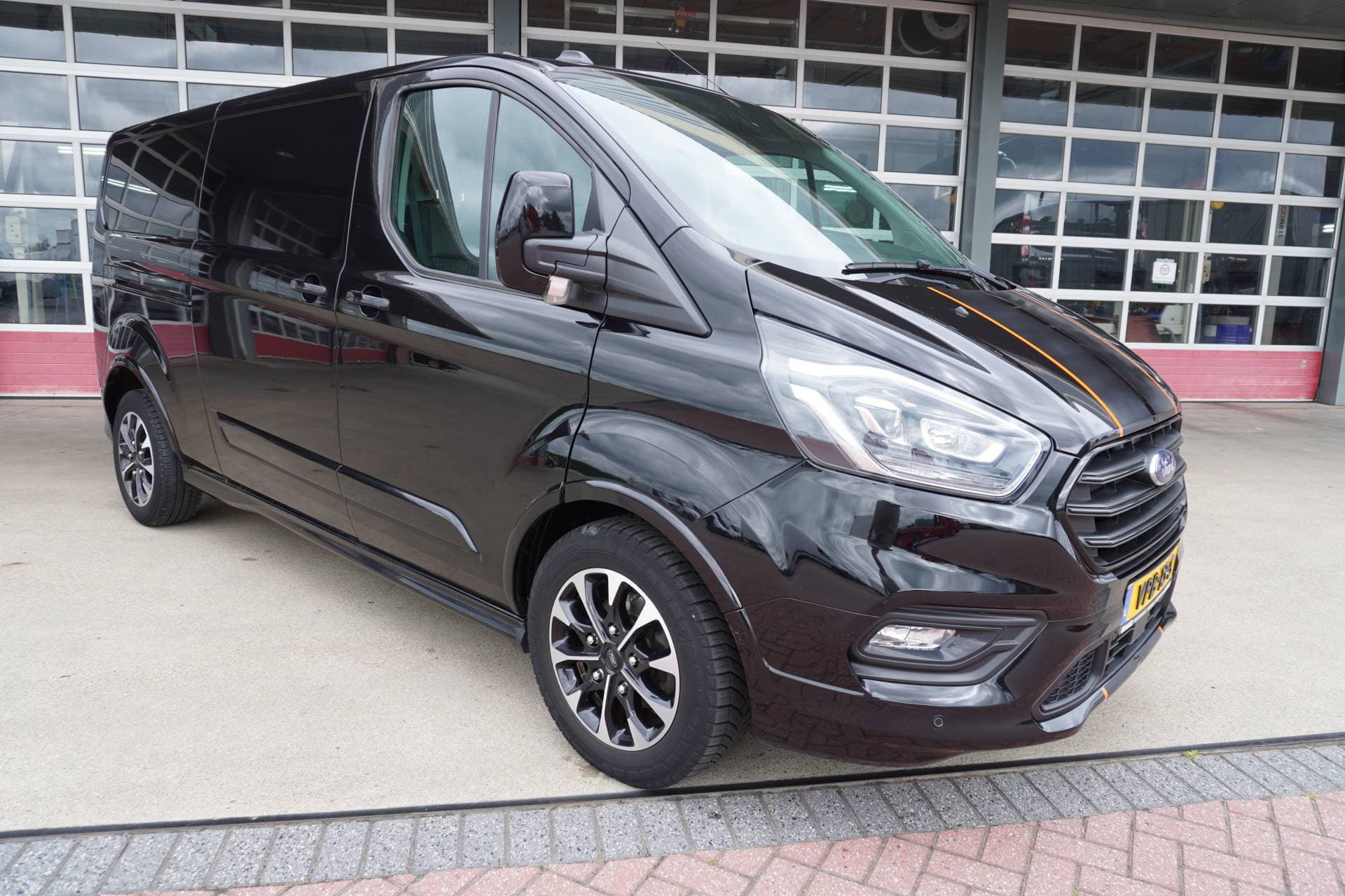 Ford Transit Custom - Afbeelding 1