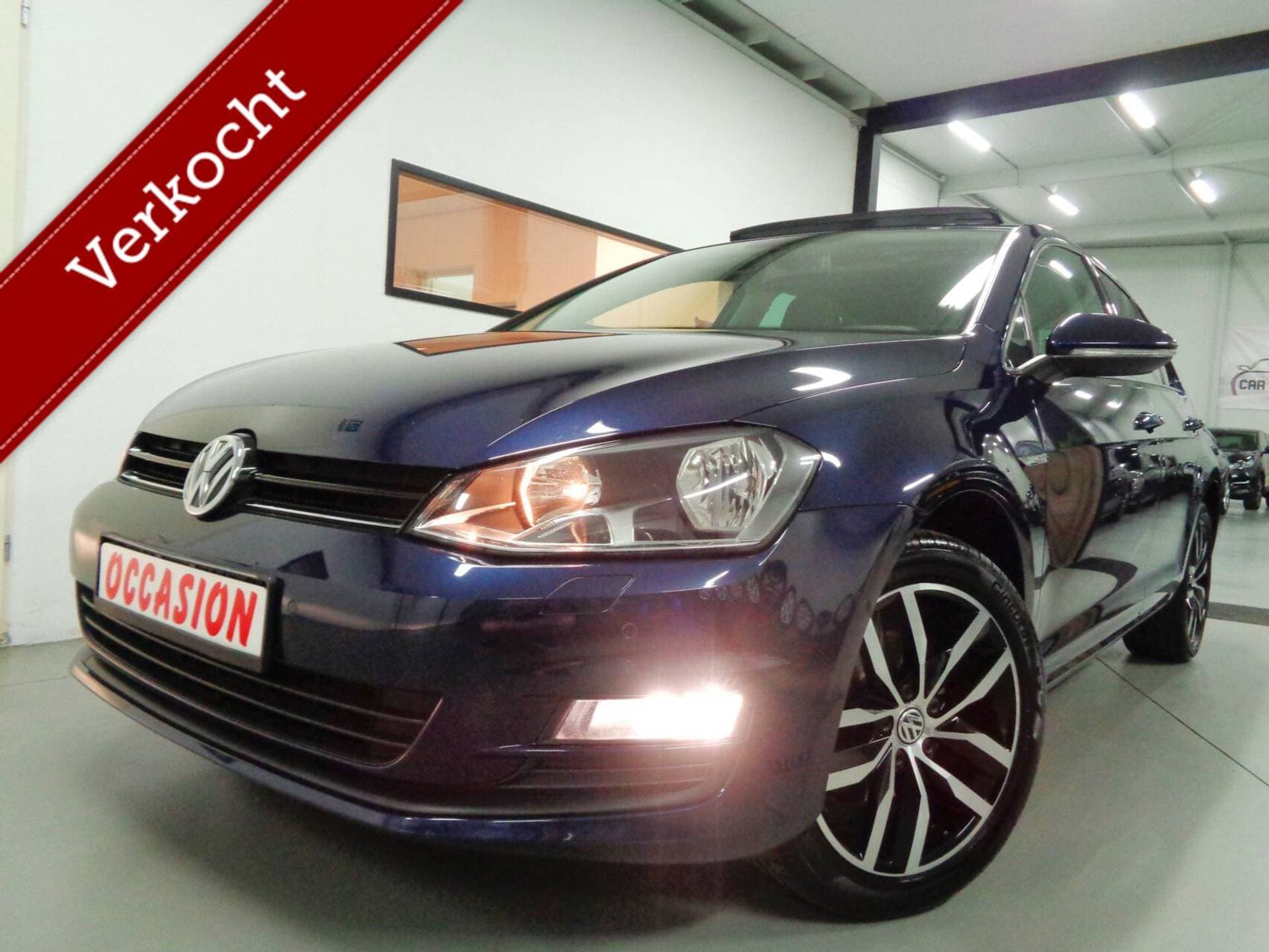 Volkswagen Golf - Afbeelding 1