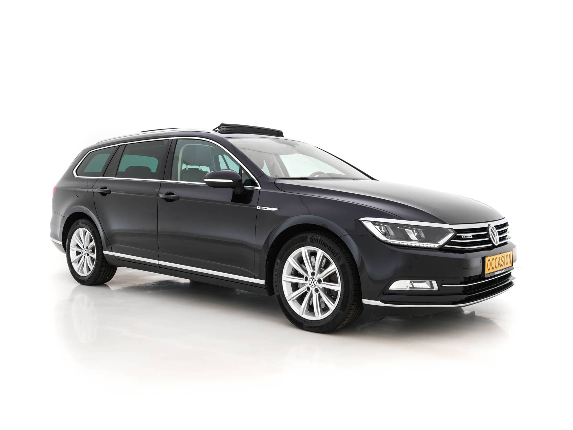Volkswagen Passat - Afbeelding 1