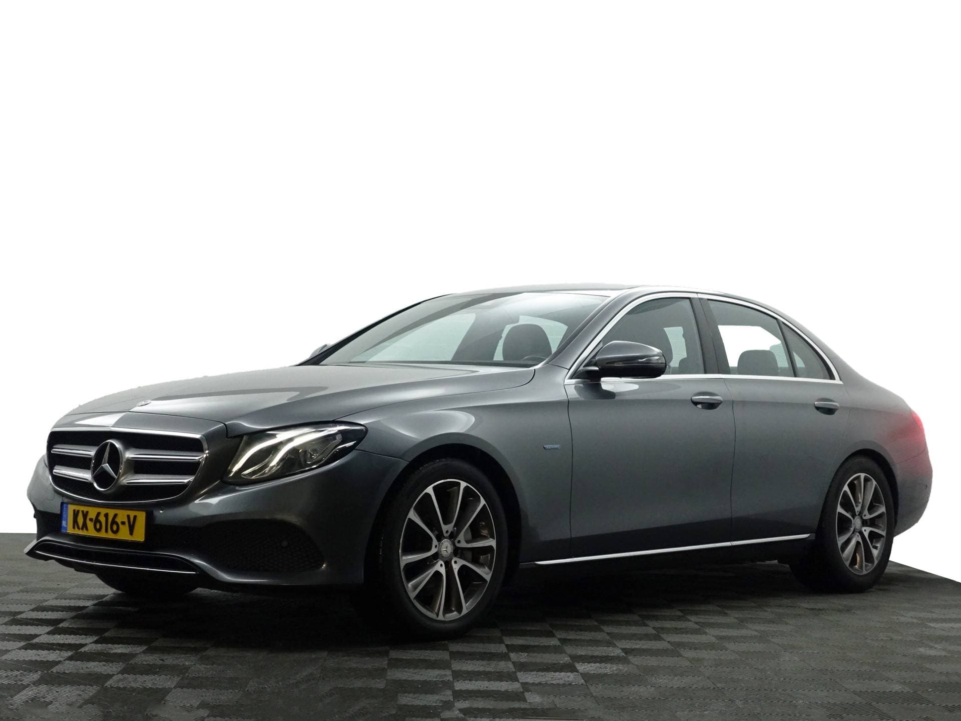 Mercedes-Benz E-Klasse - Afbeelding 1