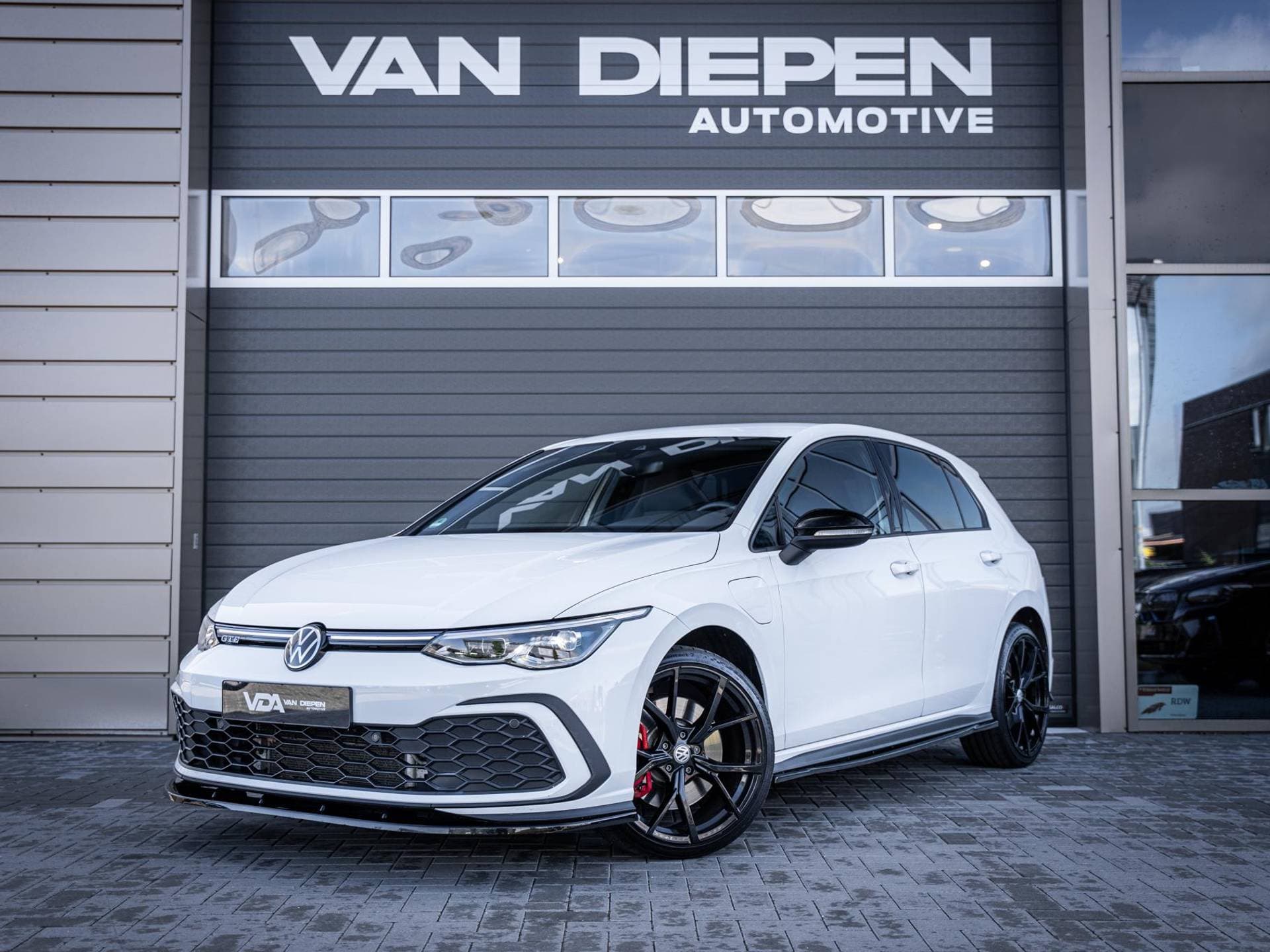 Volkswagen Golf - Afbeelding 1