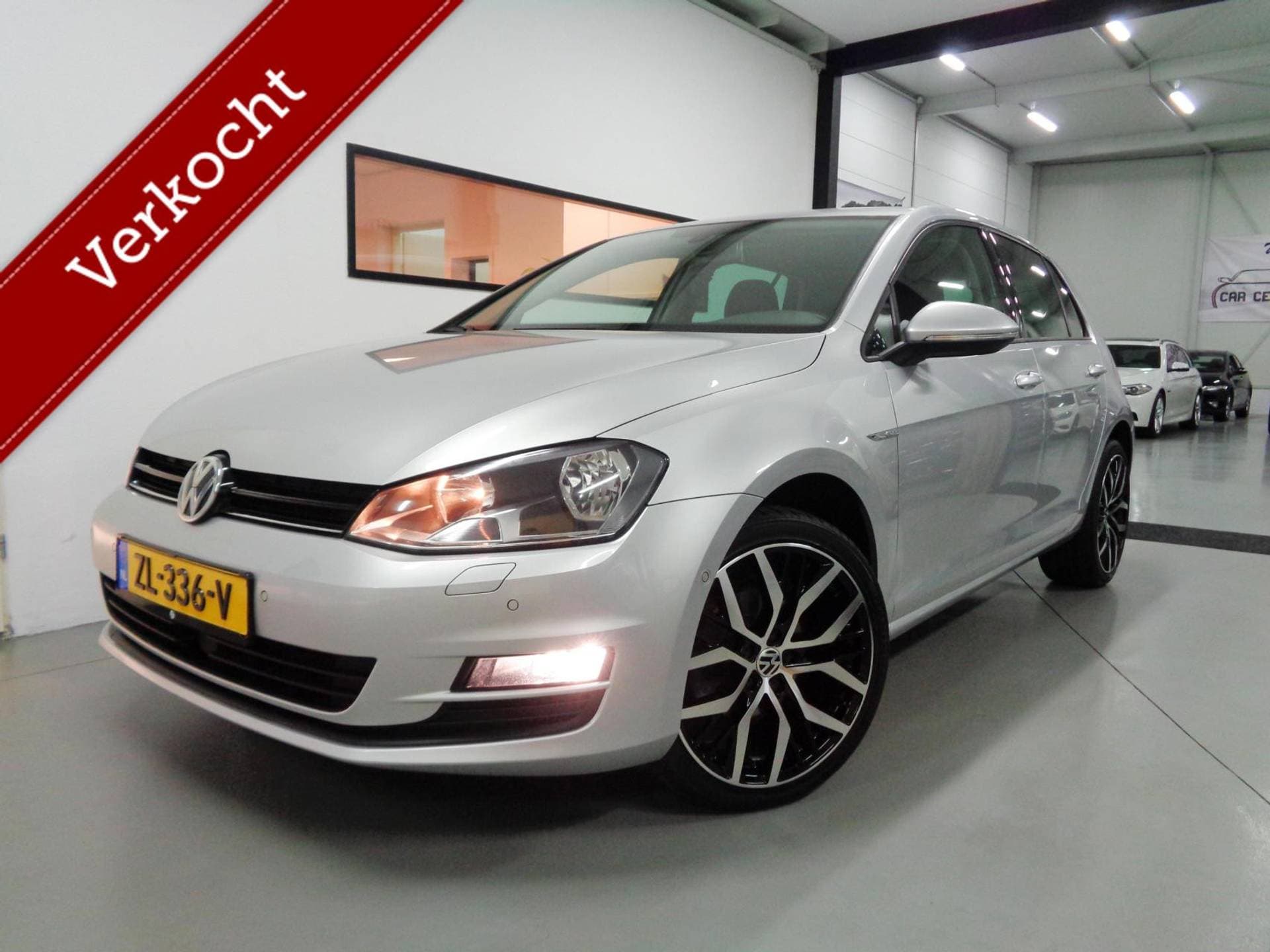 Volkswagen Golf - Afbeelding 1