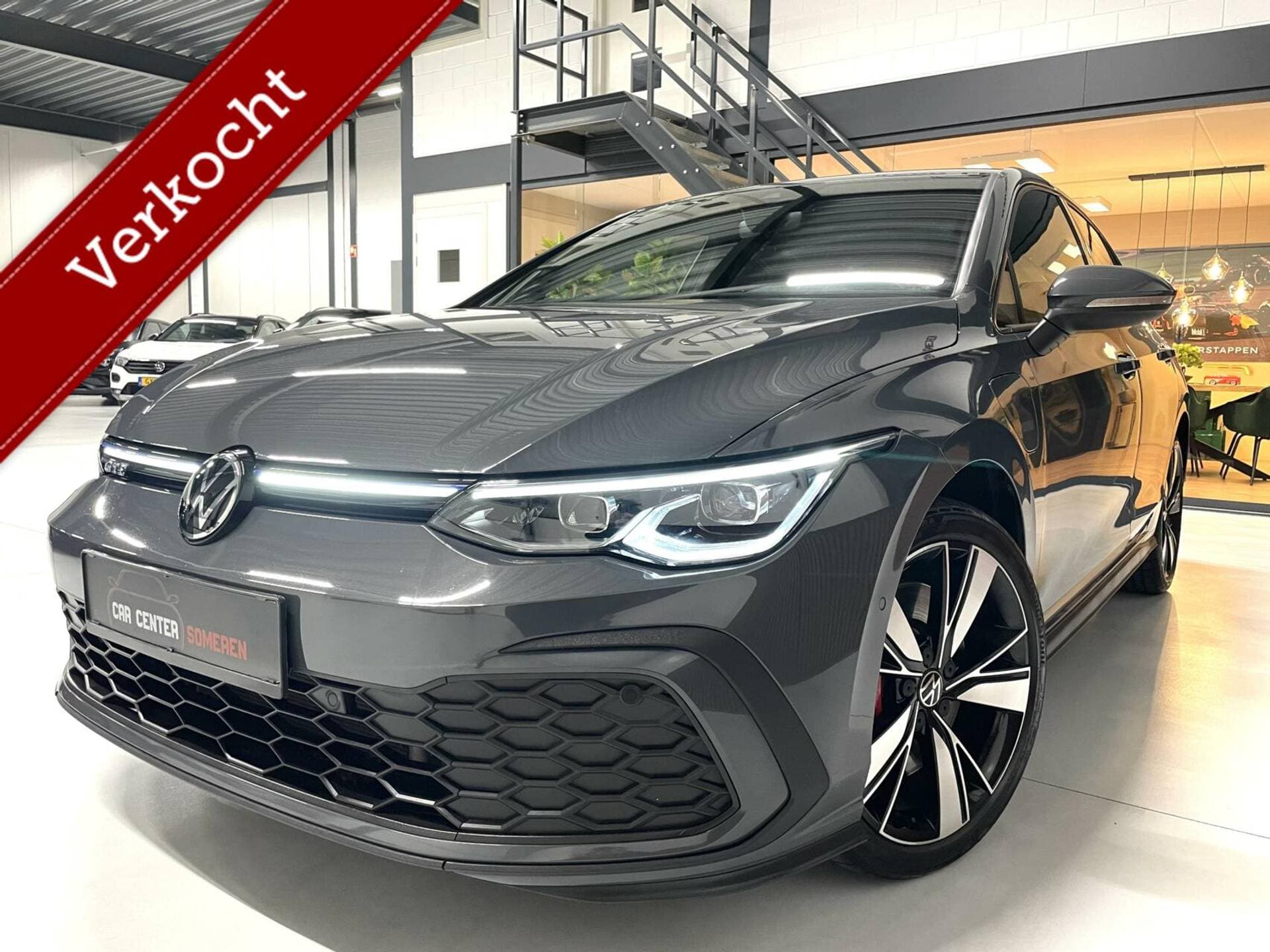 Volkswagen Golf - Afbeelding 1