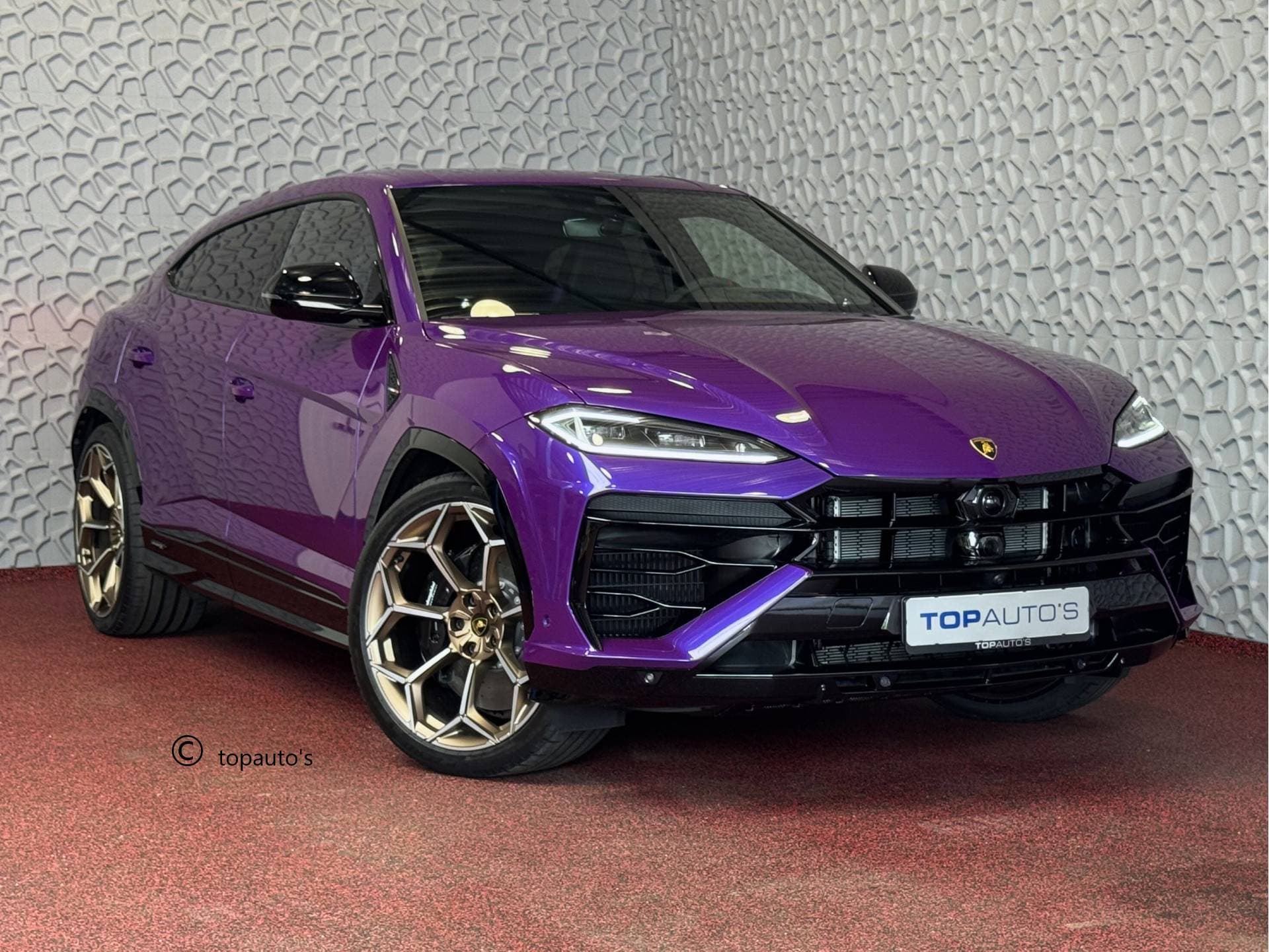 Lamborghini Urus - Afbeelding 1
