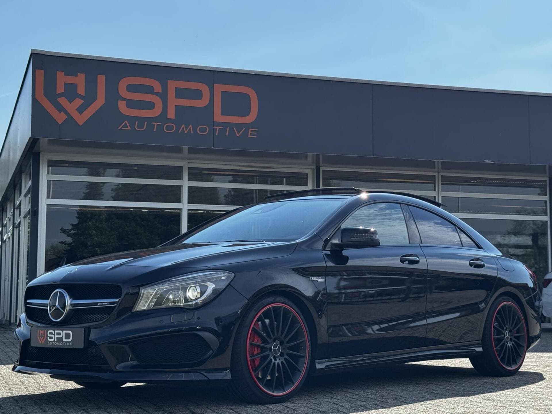 Mercedes-Benz CLA
