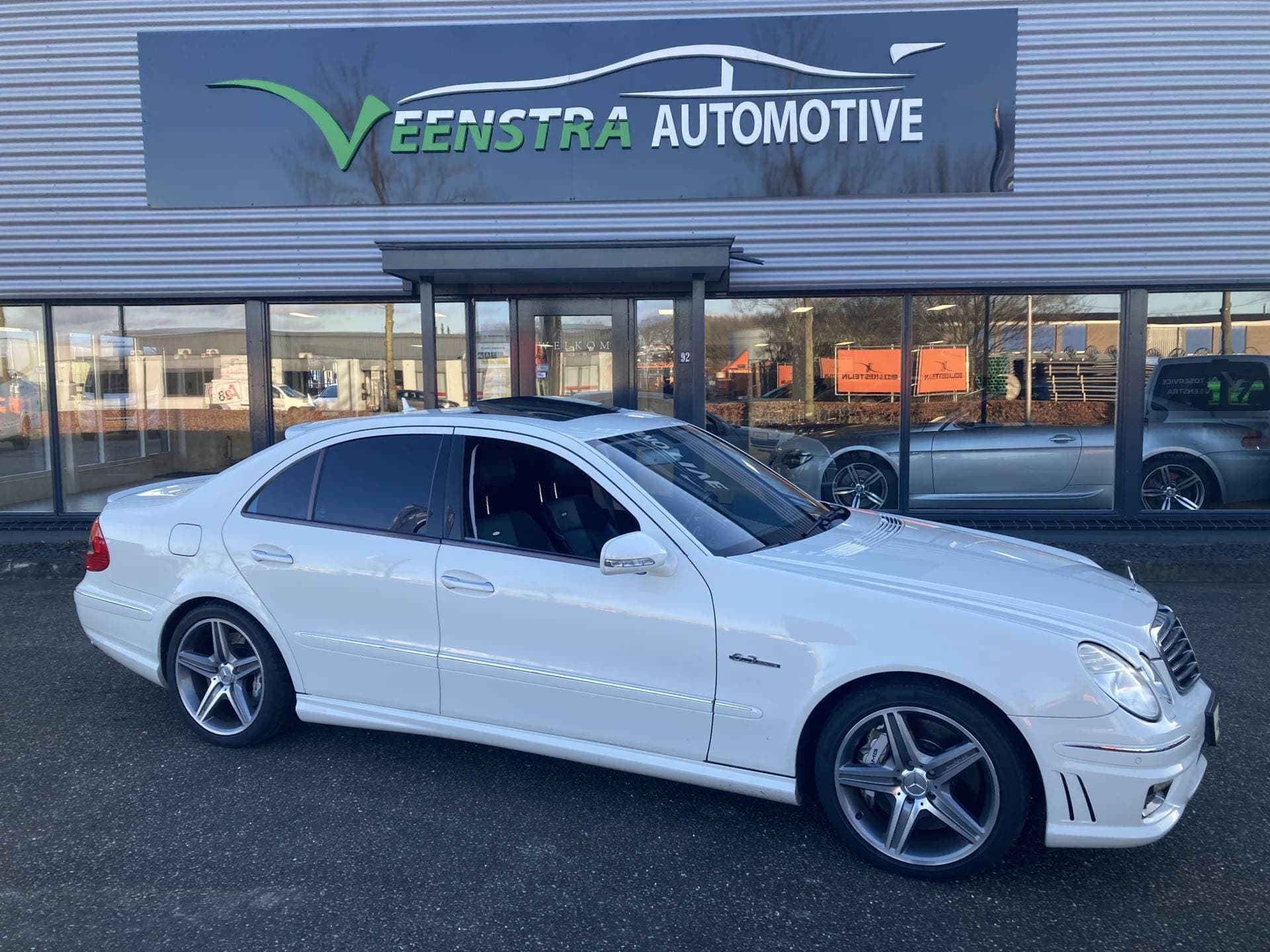 Mercedes-Benz E-Klasse - Afbeelding 1