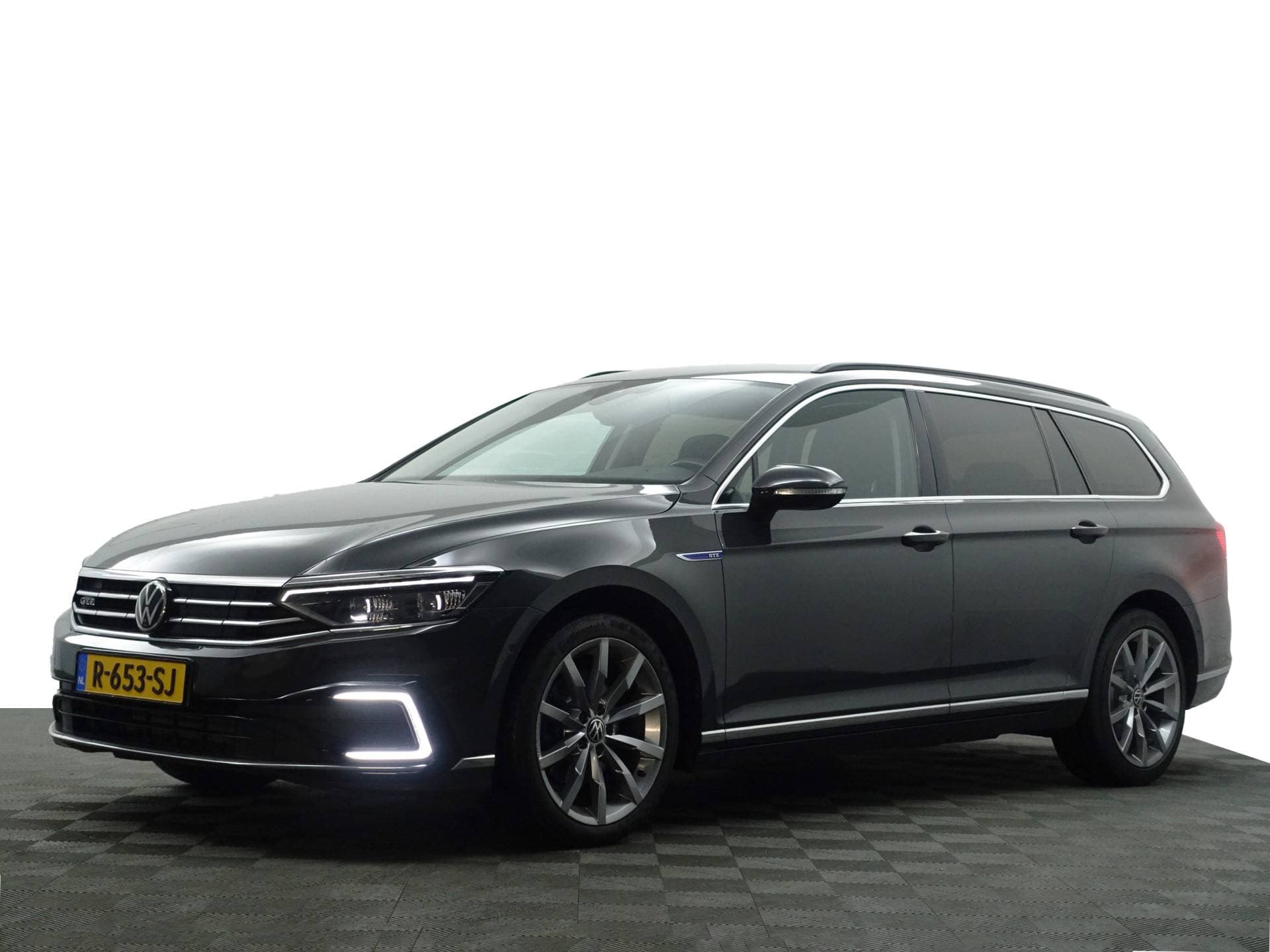 Volkswagen Passat - Afbeelding 1