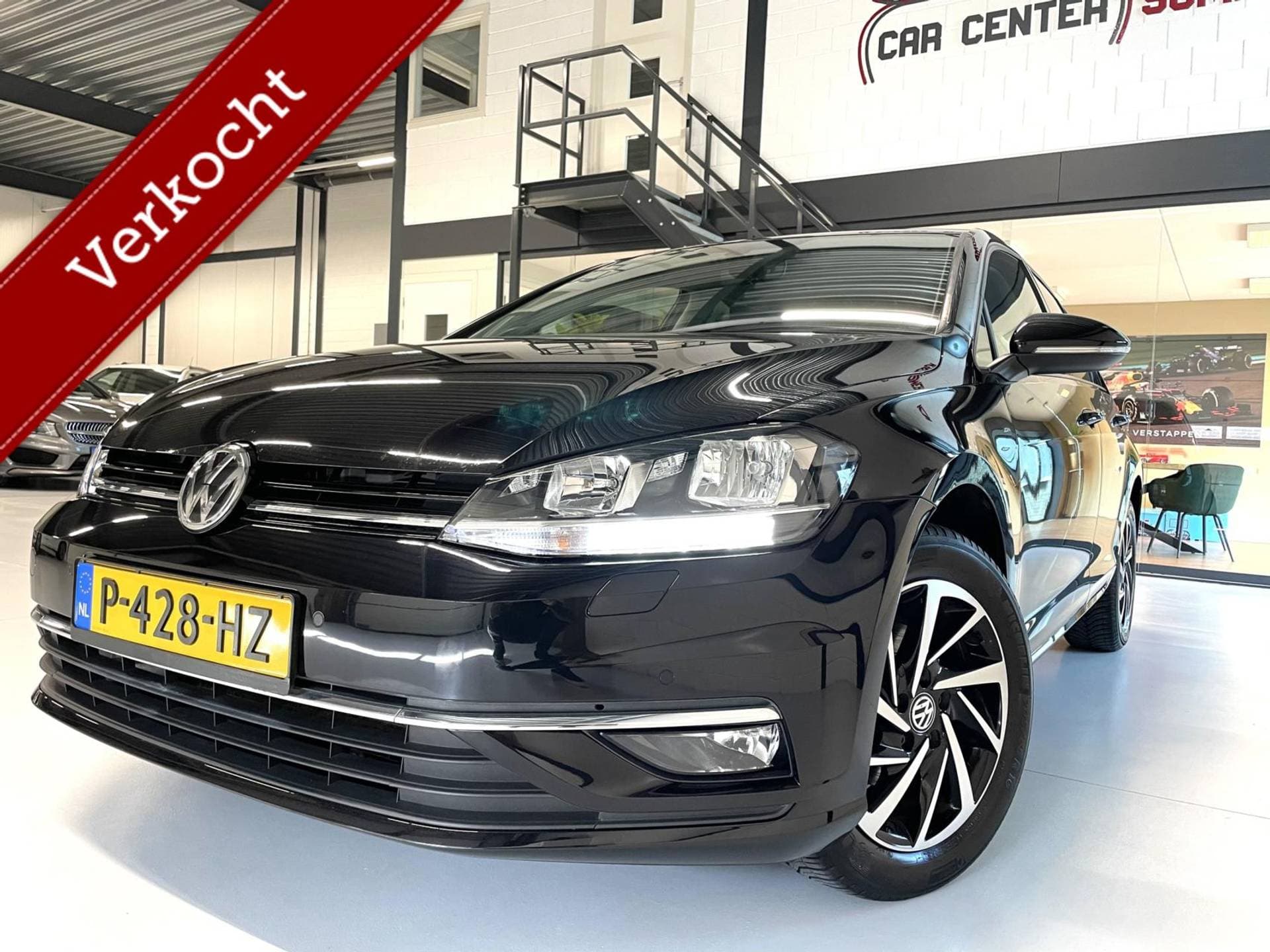 Volkswagen Golf - Afbeelding 1