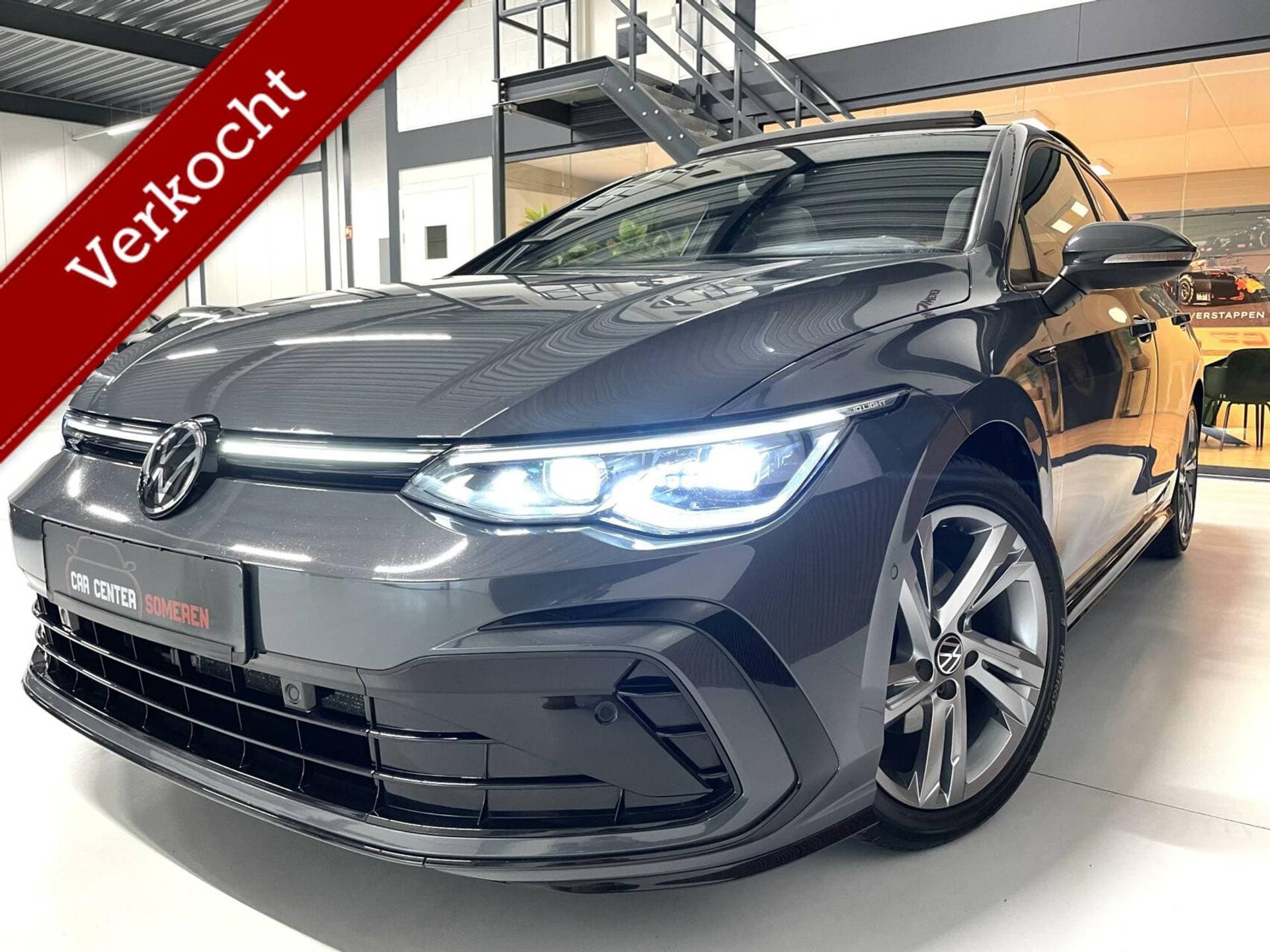 Volkswagen Golf - Afbeelding 1