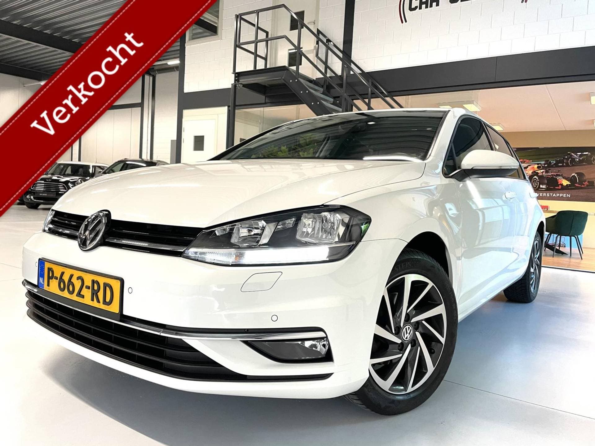 Volkswagen Golf - Afbeelding 1