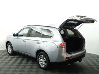 Thumbnail 28