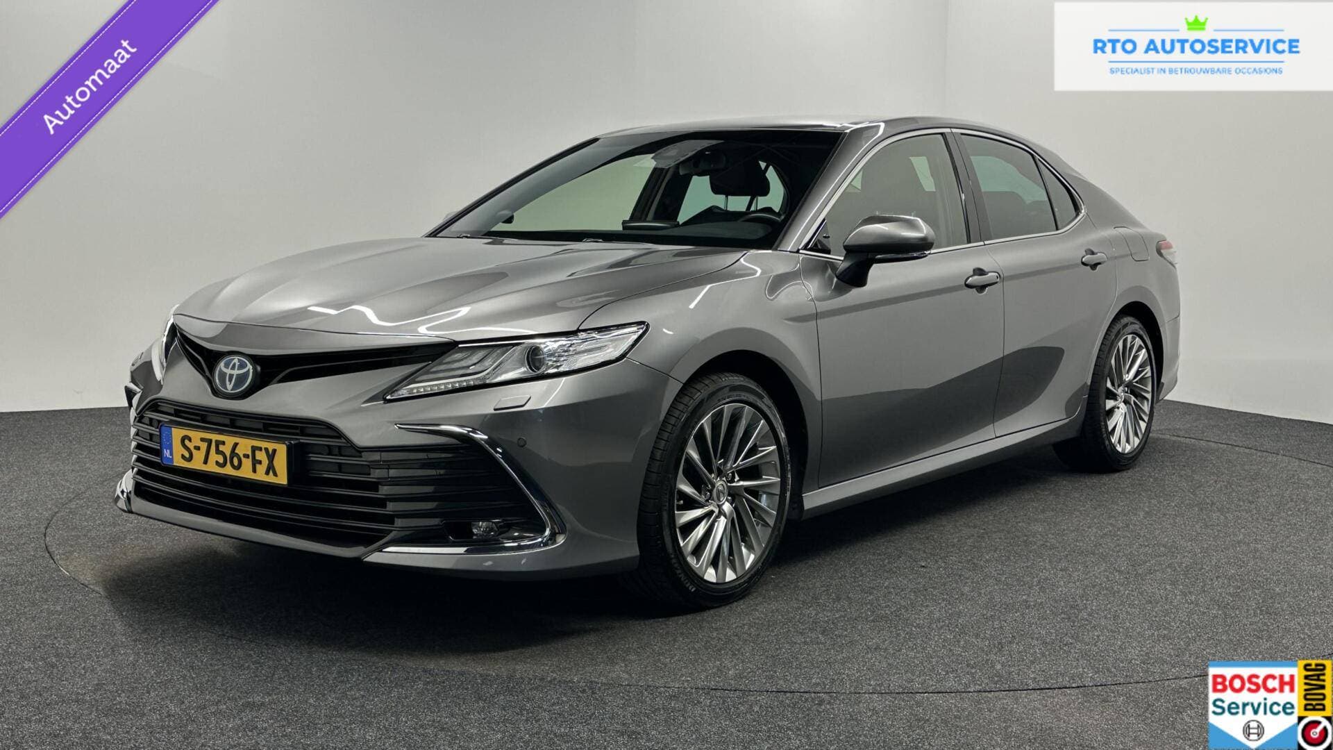 Toyota Camry - Afbeelding 1