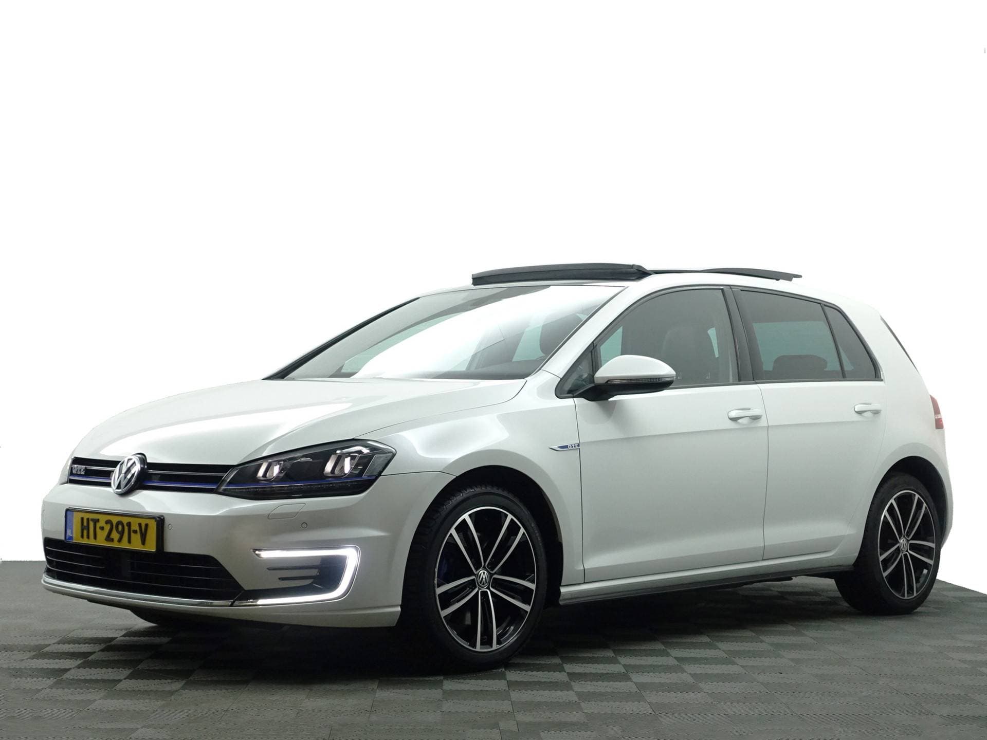 Volkswagen Golf - Afbeelding 1