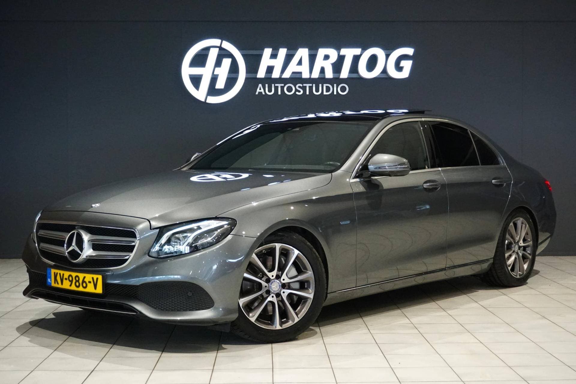 Mercedes-Benz E-Klasse - Afbeelding 1