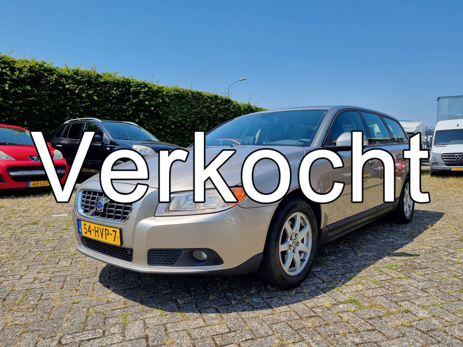 Volvo V70 - Afbeelding 1