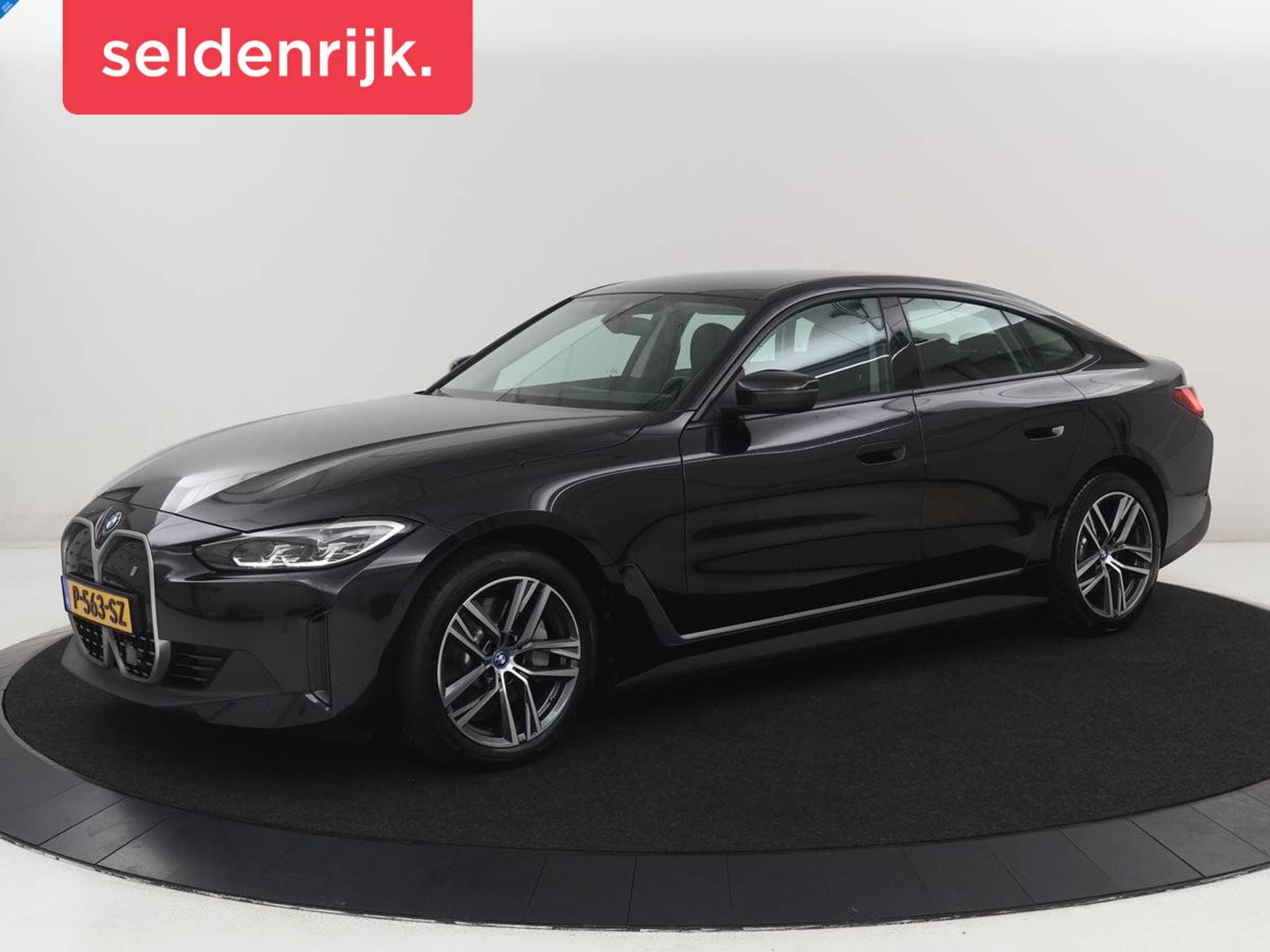 BMW i4 - Afbeelding 1