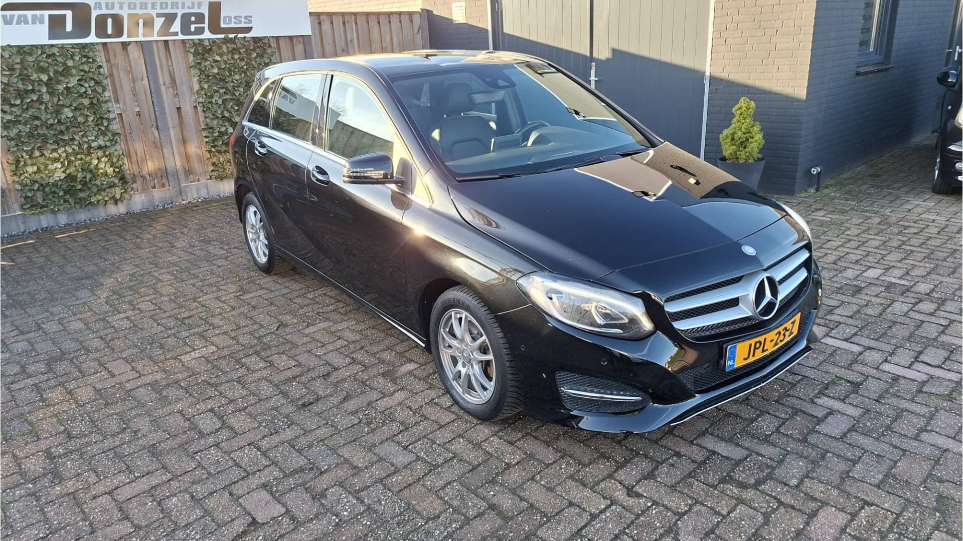 Mercedes-Benz B-Klasse - Afbeelding 1