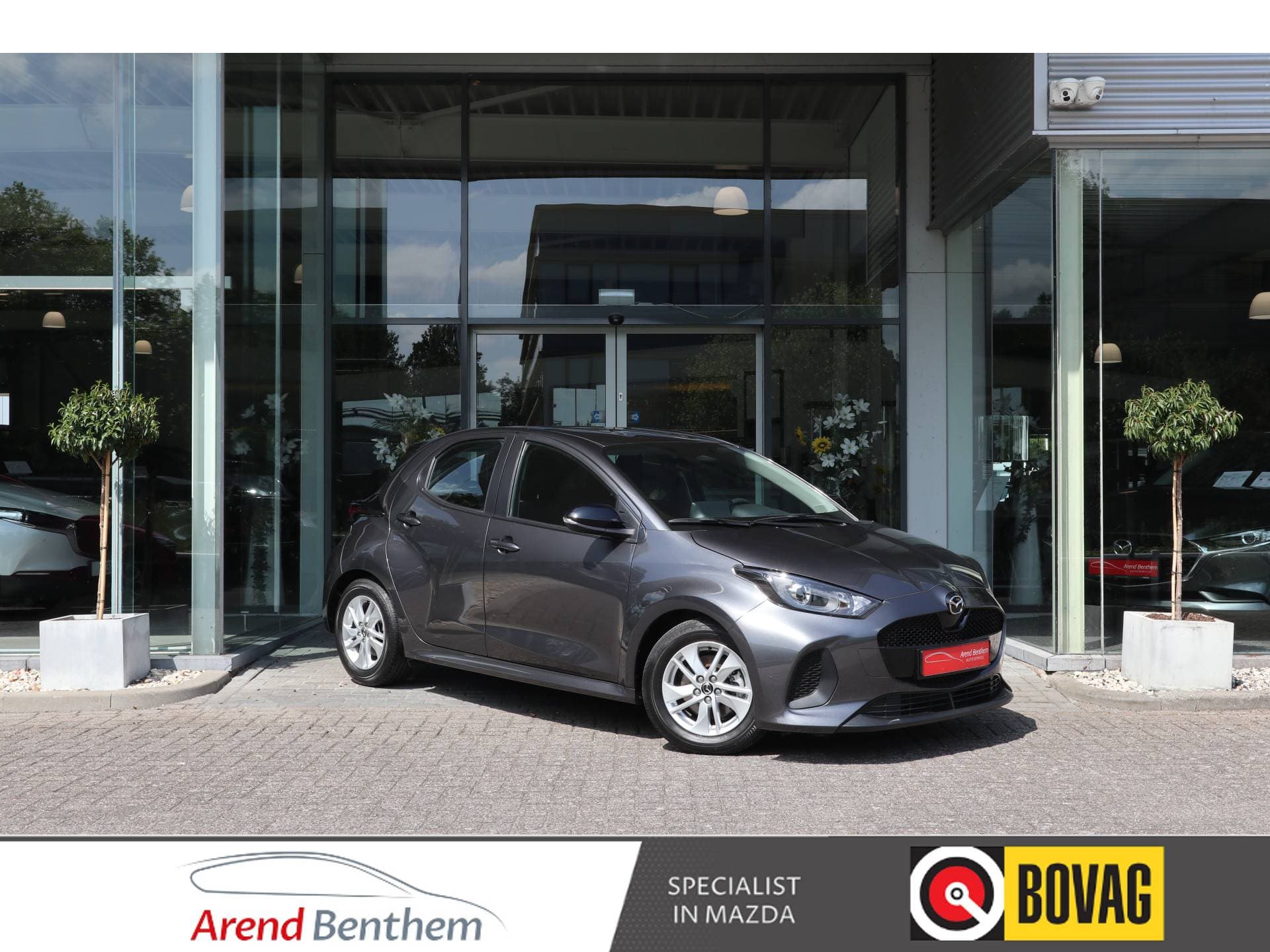 Mazda 2 Hybrid - Afbeelding 1