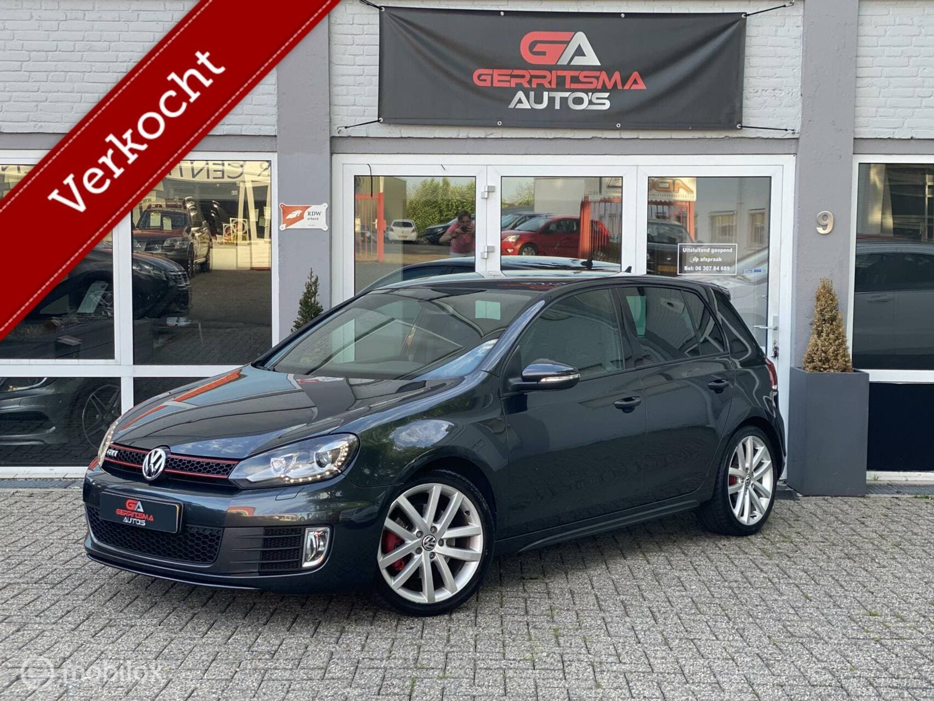 Volkswagen Golf - Afbeelding 1