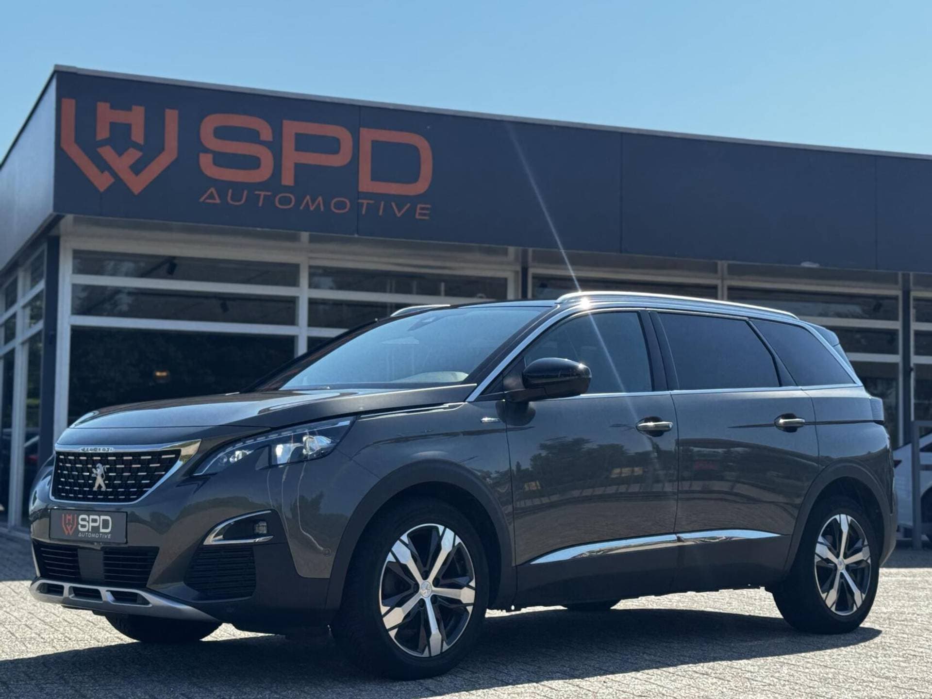 Peugeot 5008 - Afbeelding 1